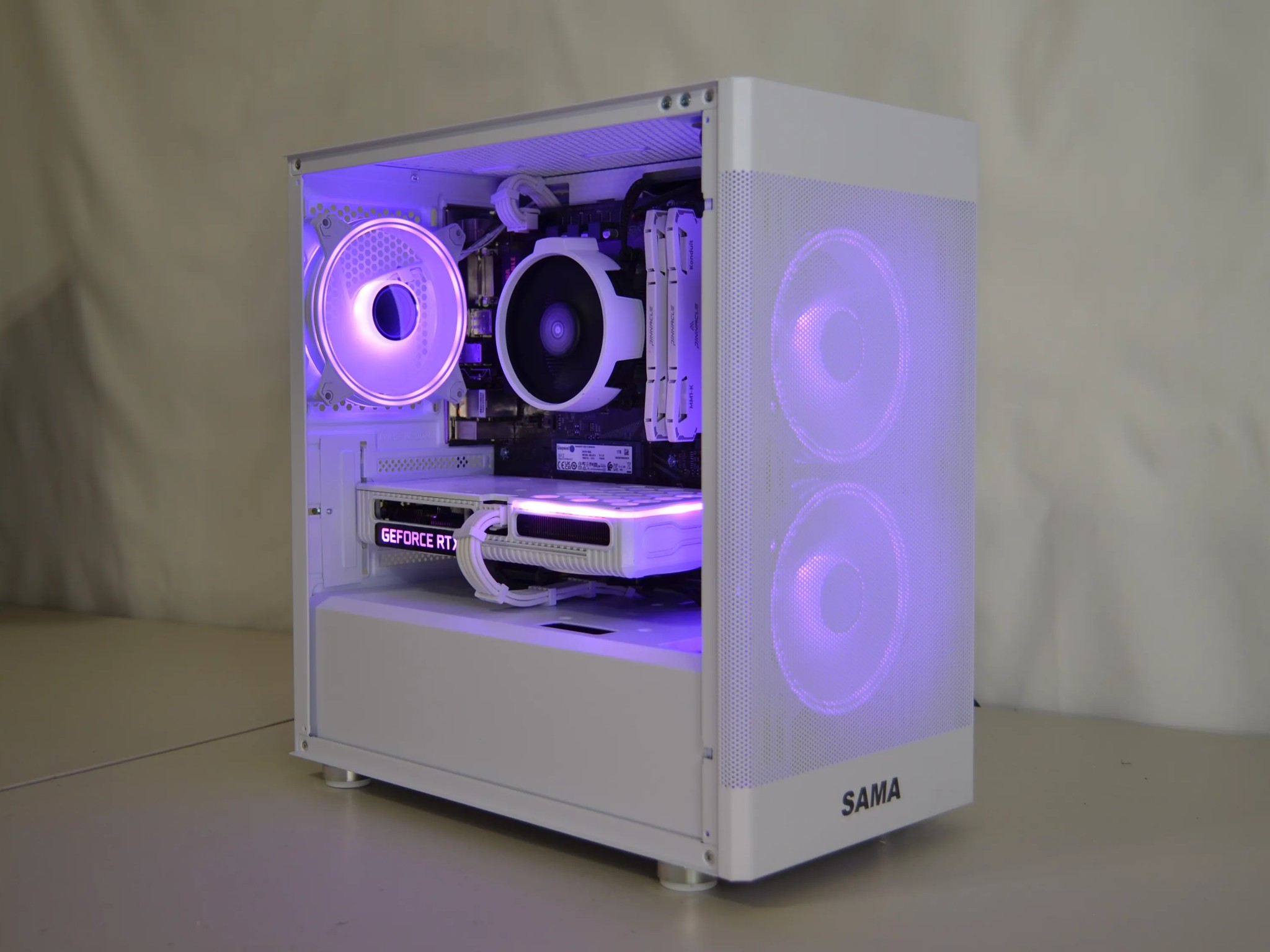 ⚪White Out V3⚪ - RTX 3060ti | Ryzen 7 3700X | 1tb NVMe | Windows 11 FULLY Activated