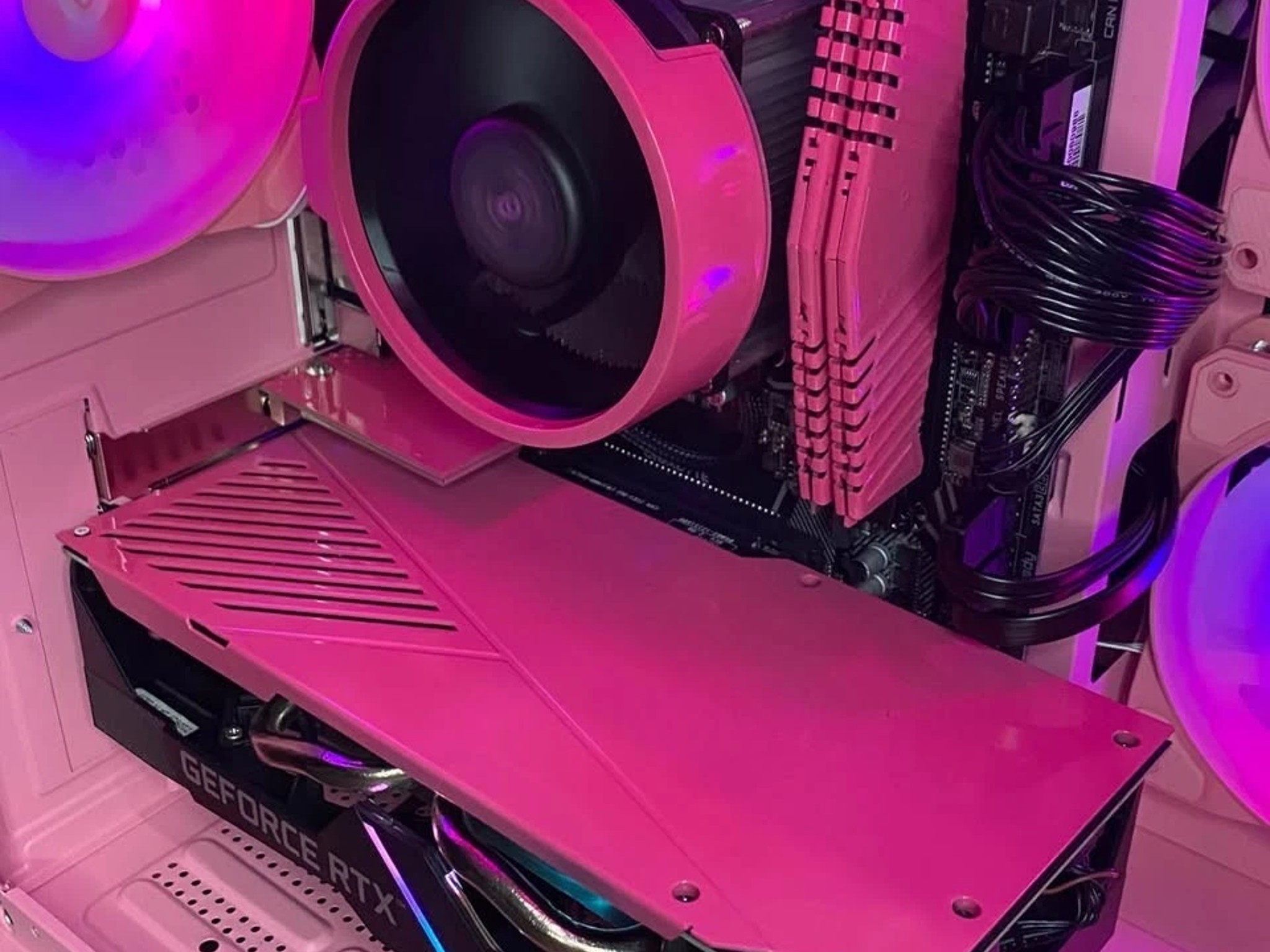 Pink Gaming PC (RTX 2060 6GB + AMD Ryzen 5 3600 + 16GB DDR4 + HDD + SSD)