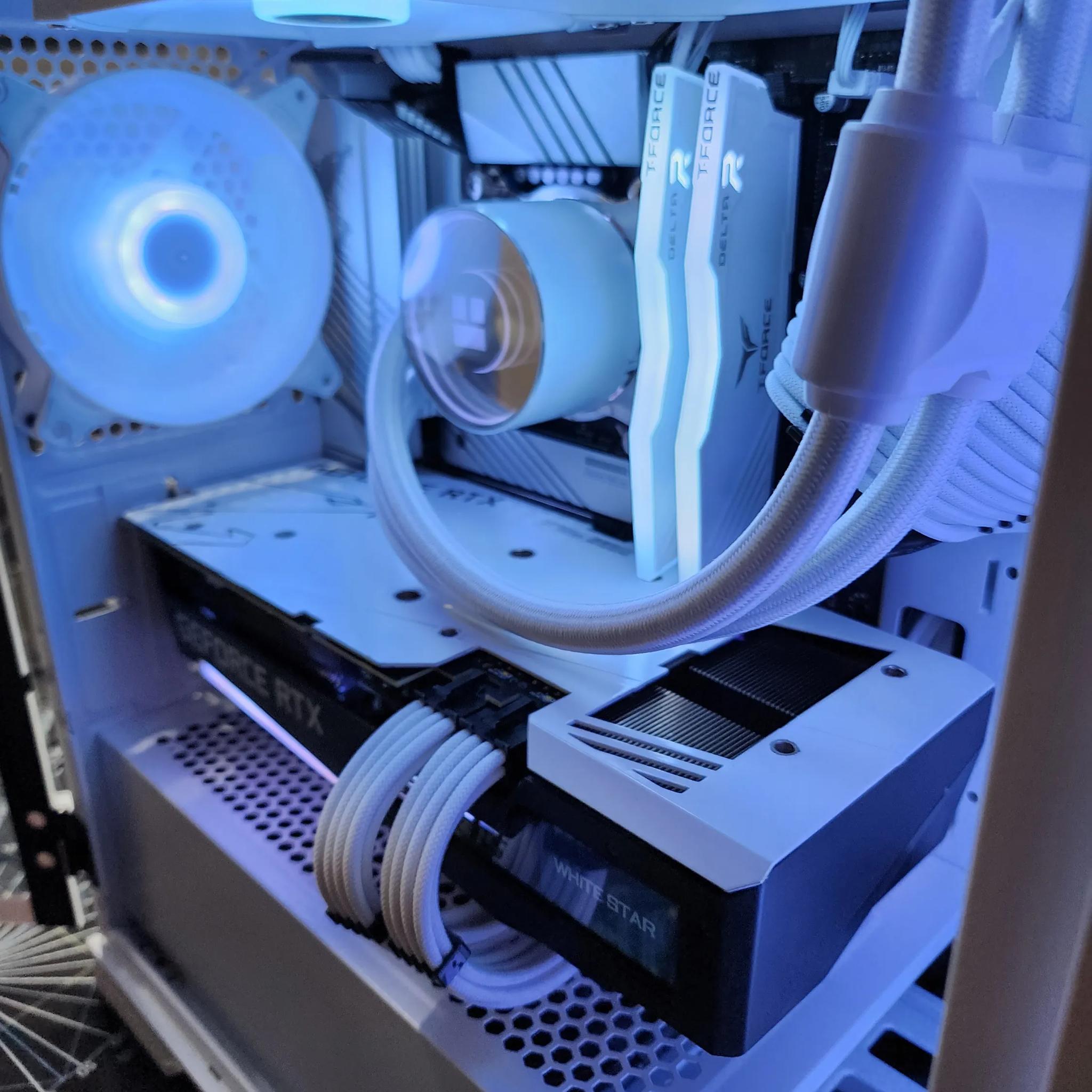 "White Star" Streaming/Gaming PC; i5-13400F | AORUS RTX 3070 | 32GB | 1TB