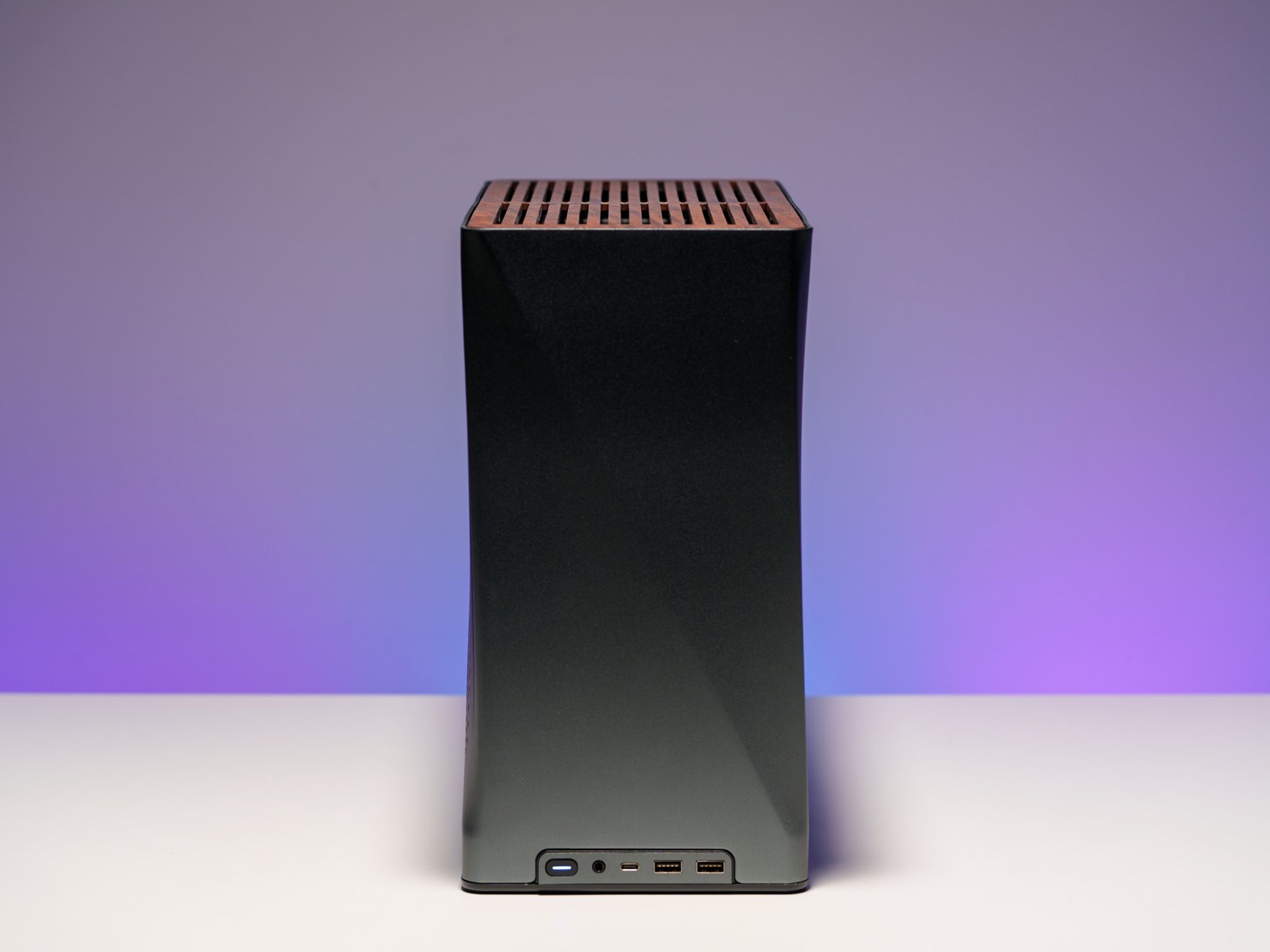 RTX 5070 &  Ryzen 5 9600x Compact Gaming PC | | 32GB DDR5 | 1TB Gen5 m.2 | Fractal Designs Era 2