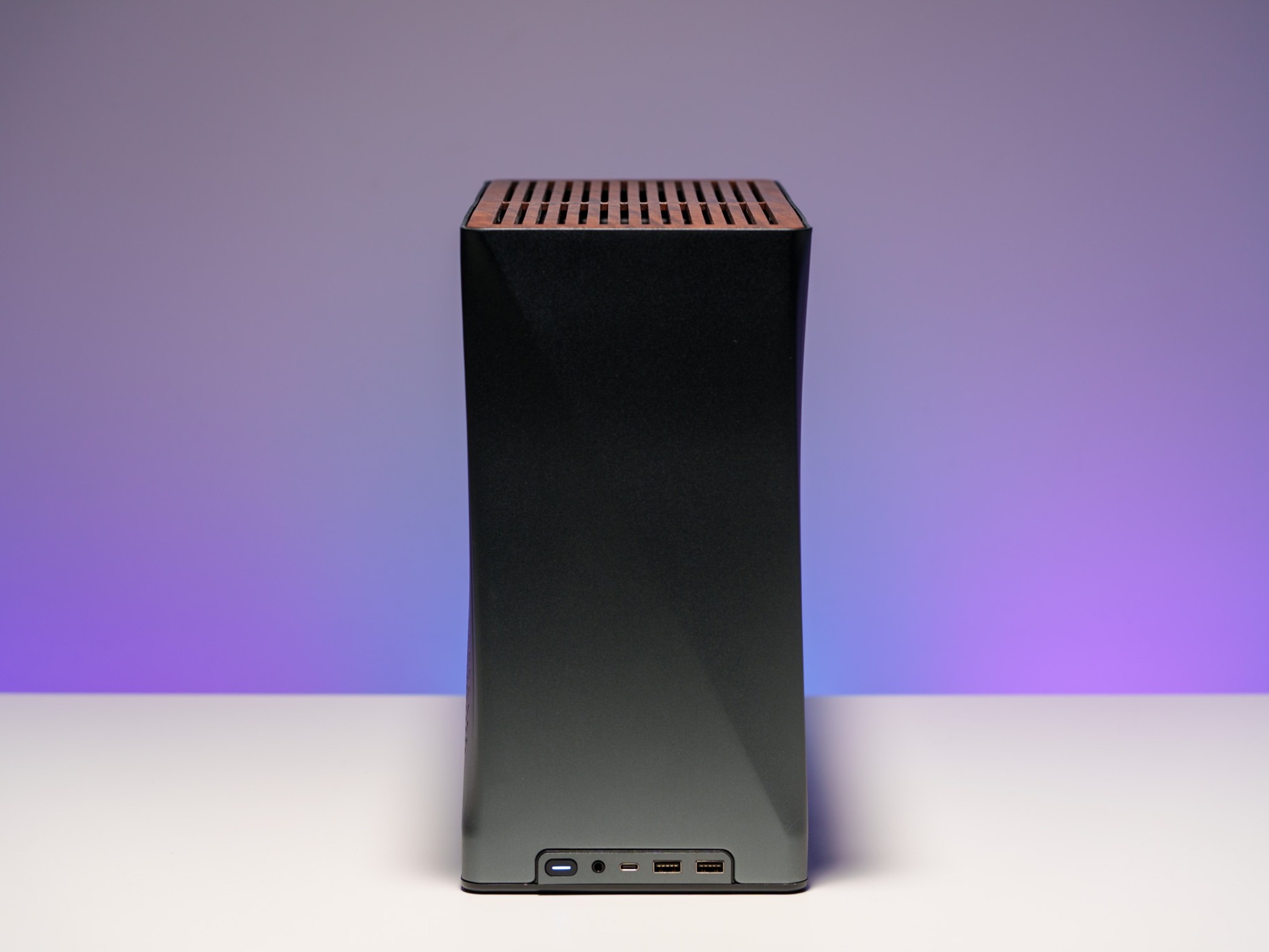 RTX 5070 | 9600x SFF Gaming PC | Ryzen 5 | 32GB DDR5 | 1TB Gen5 m.2 | Fractal Designs Era 2