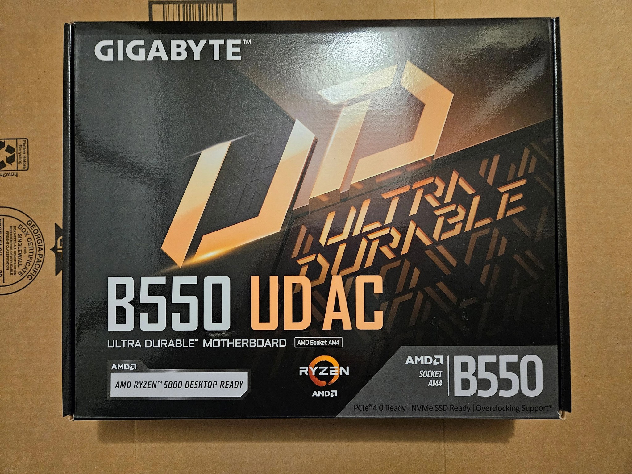 Gigabyte B550 UC AD Wifi AM4 - New