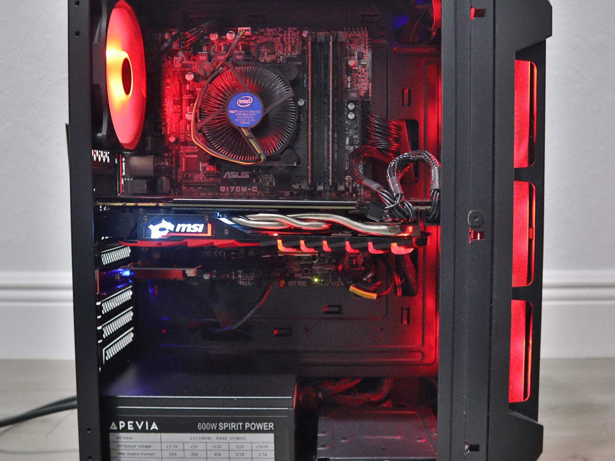 Gaming PC - GTX 1080, i7-7700, 16GB DDR4, WIFI, ARGB, BLACK, 120GB SATA SSD, 1TB HDD.