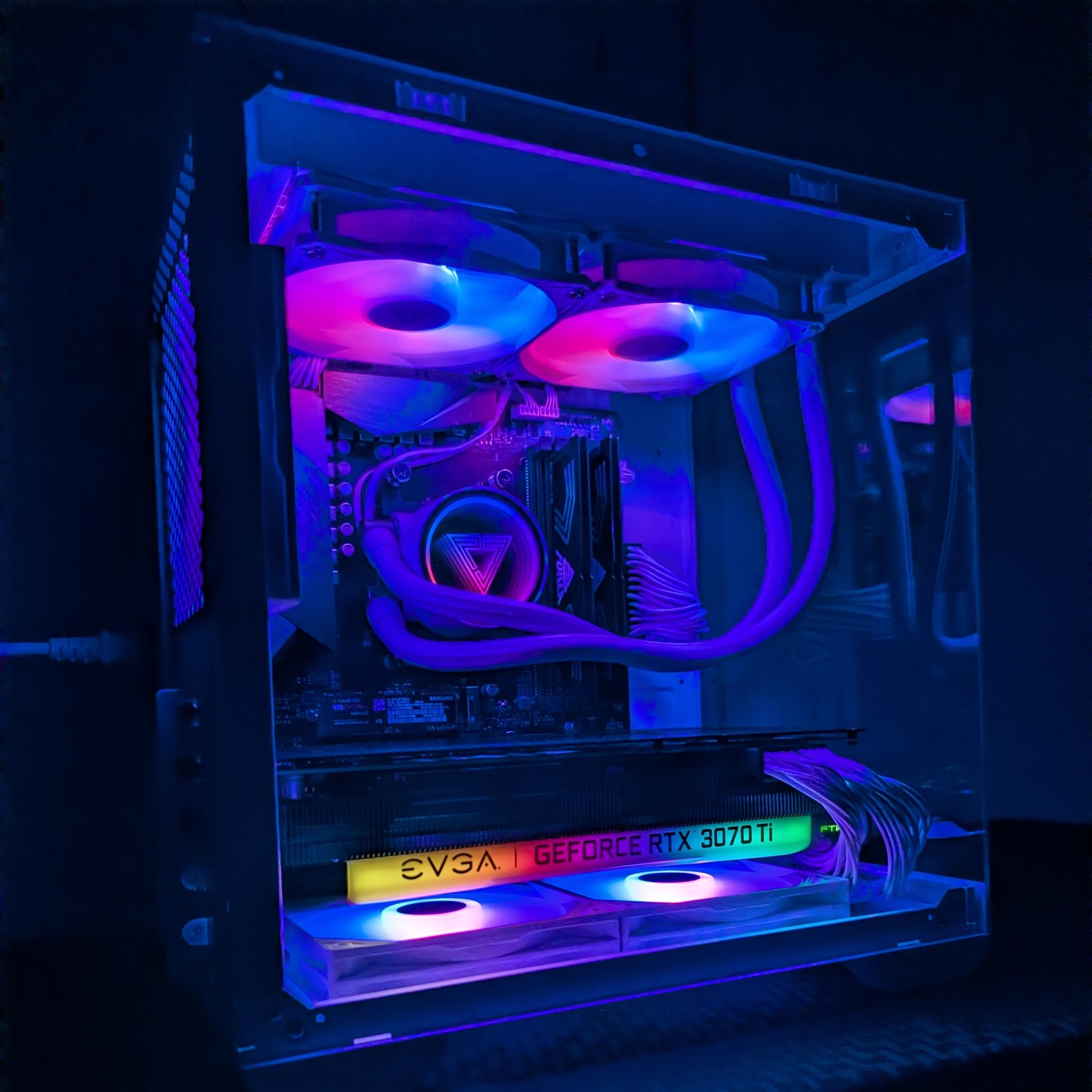 RTX 3070ti-Ryzen 7 5800xt-32GB DDR4 3200-1 TB NVME White Compact Gaming PC