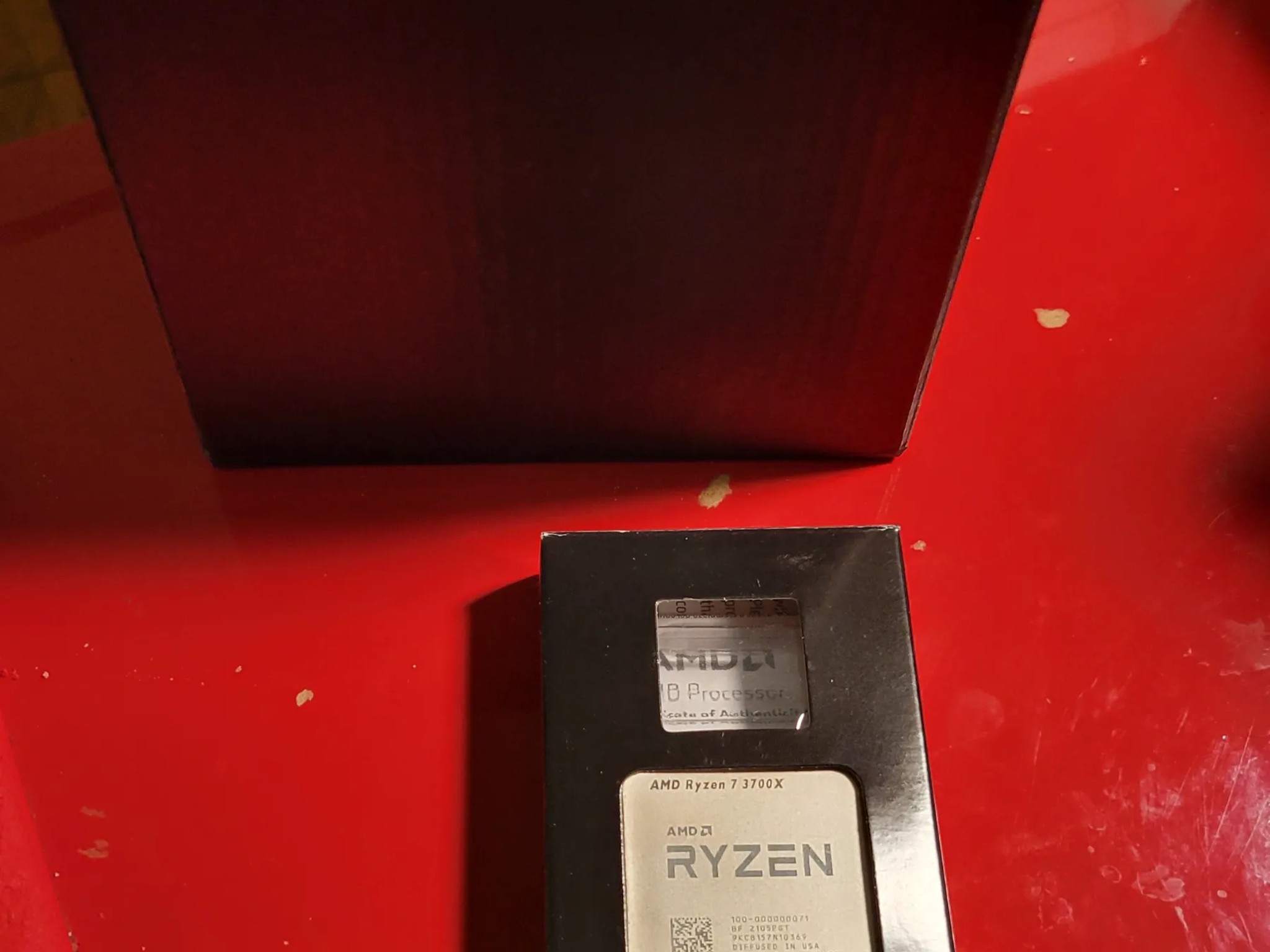 AMD Ryzen 3700X CPU includes Wraith cooler great condition/low use