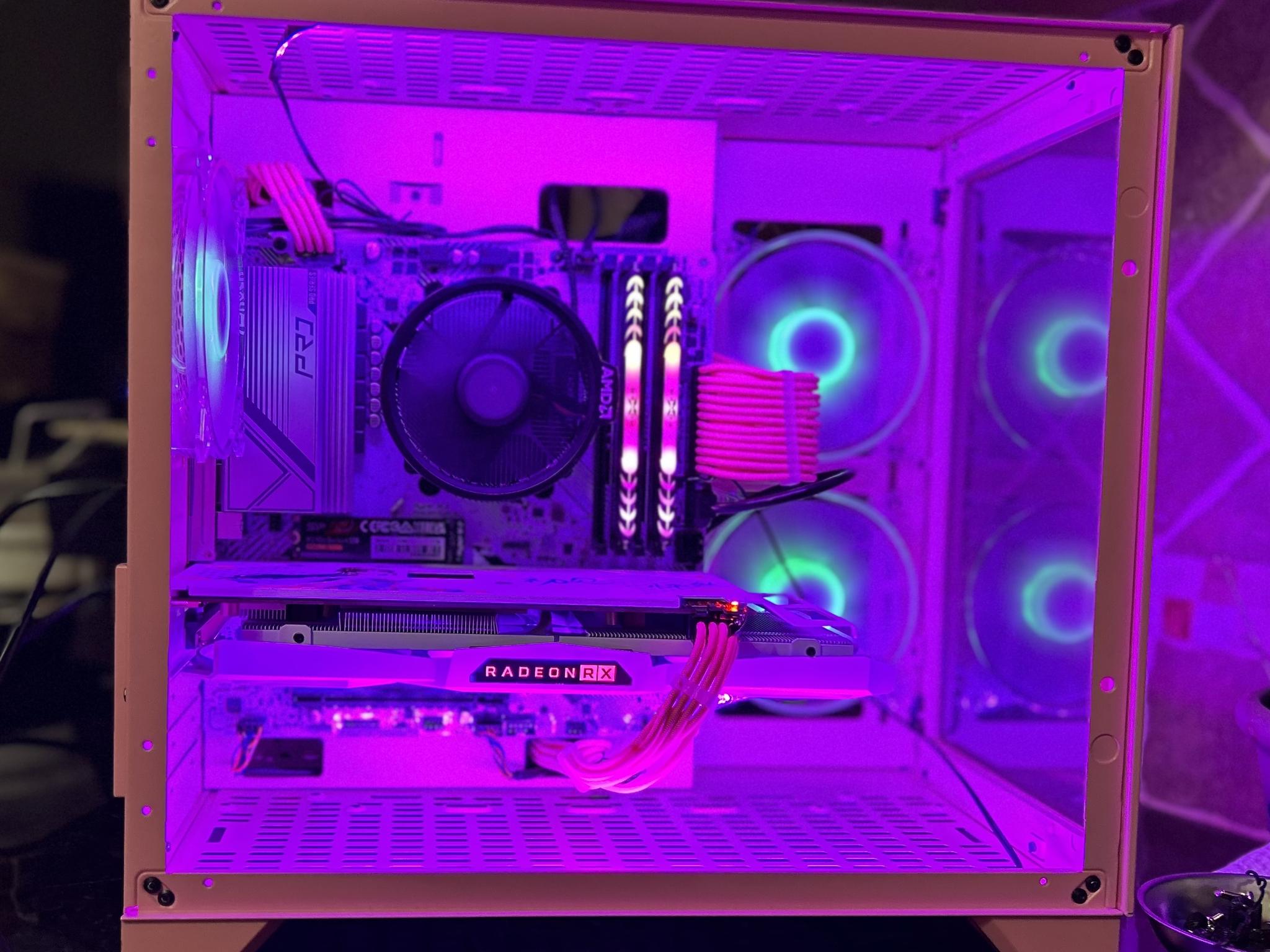 Palworld ready...White and Pink Gamer PC  (NEW upgraded GPU)