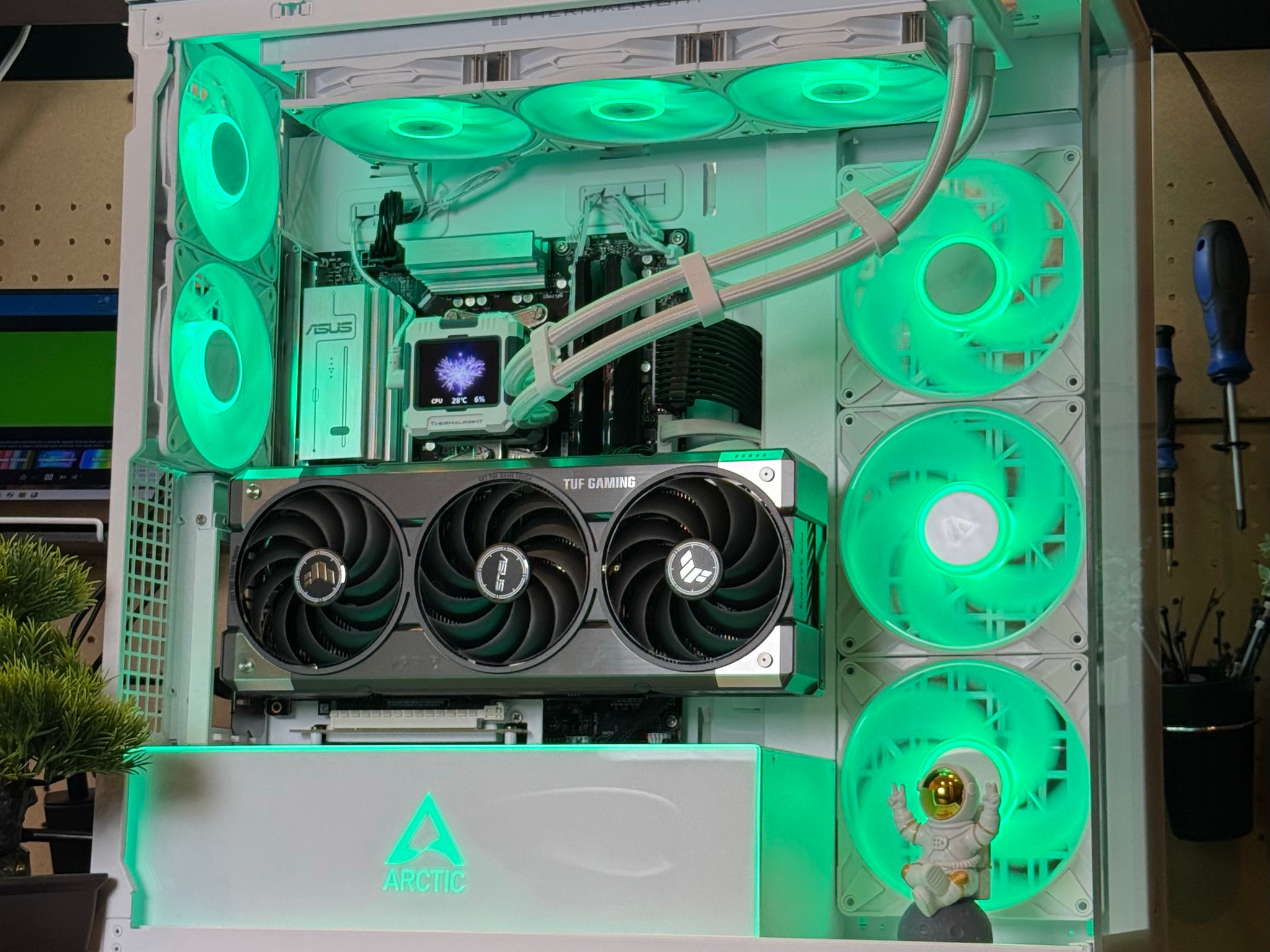4K ARTIC Gaming PC | RTX 5070 Ti | Ryzen 7 9800x3D | 32GB DDR5 RAM | 4TB | 1000w PSU | Win 11