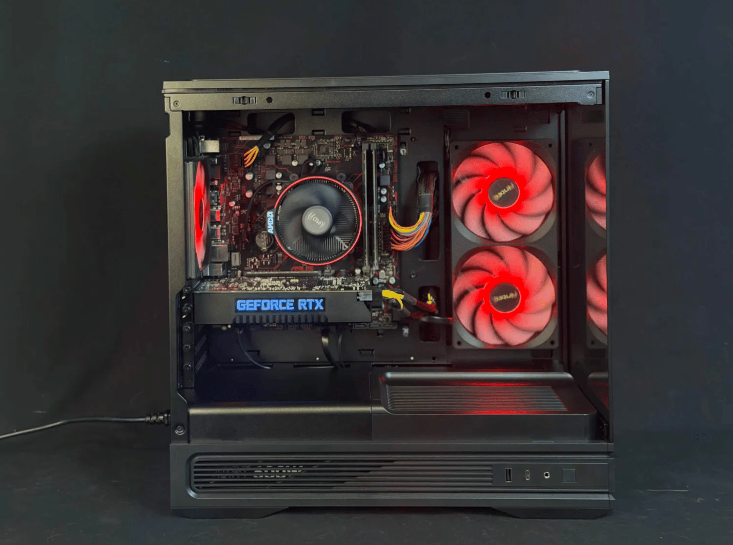 Clean Gaming PC - Nvidia RTX 2060 6GB, Ryzen 7 2700X, 16GB, 500GB SSD