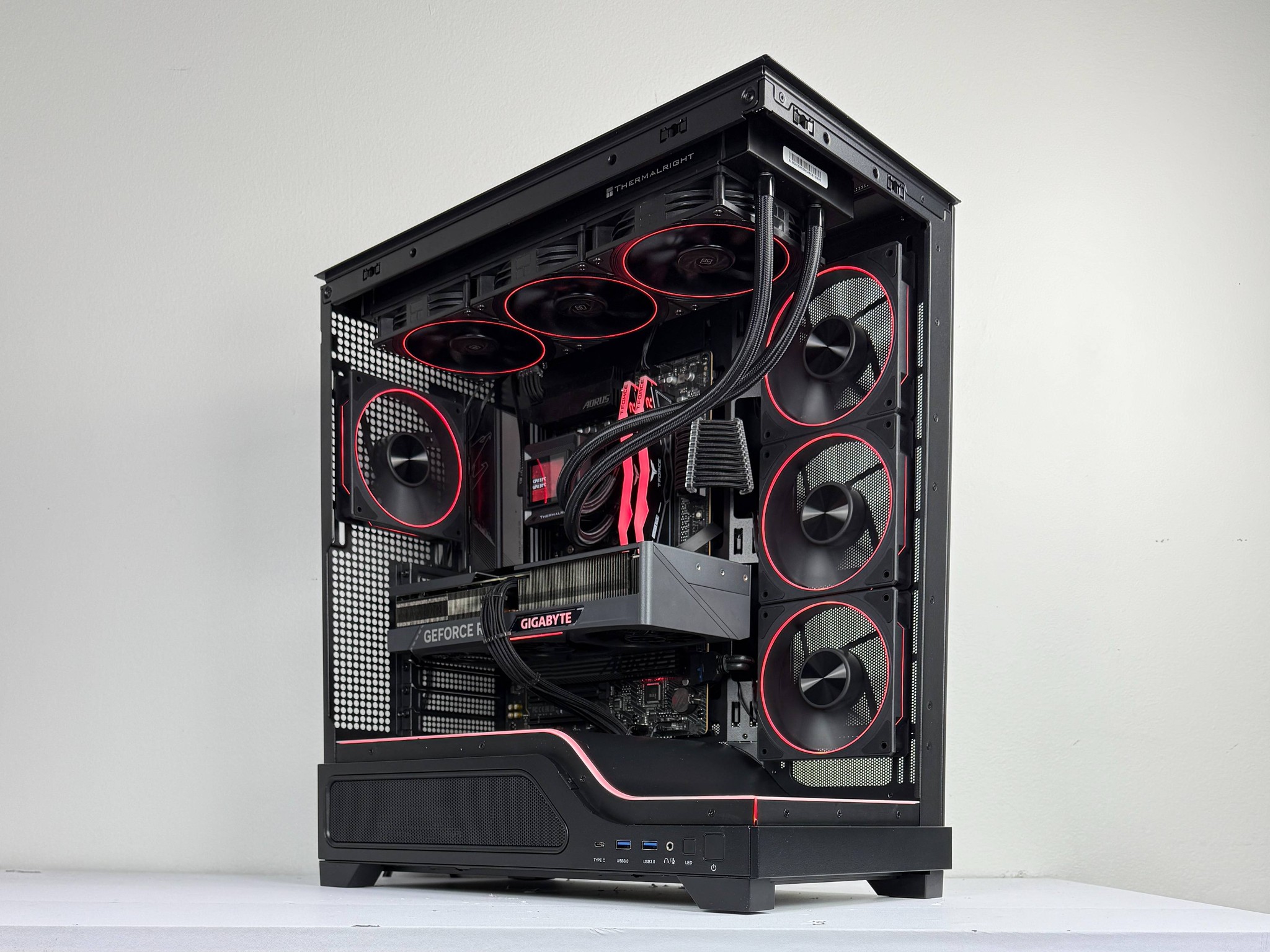 🔮Singularity🔮  | 1440p Streaming PC | Ryzen 7 7800X3D | Nvidia RTX 4070 Ti | 32GB DDR5 60000MHz