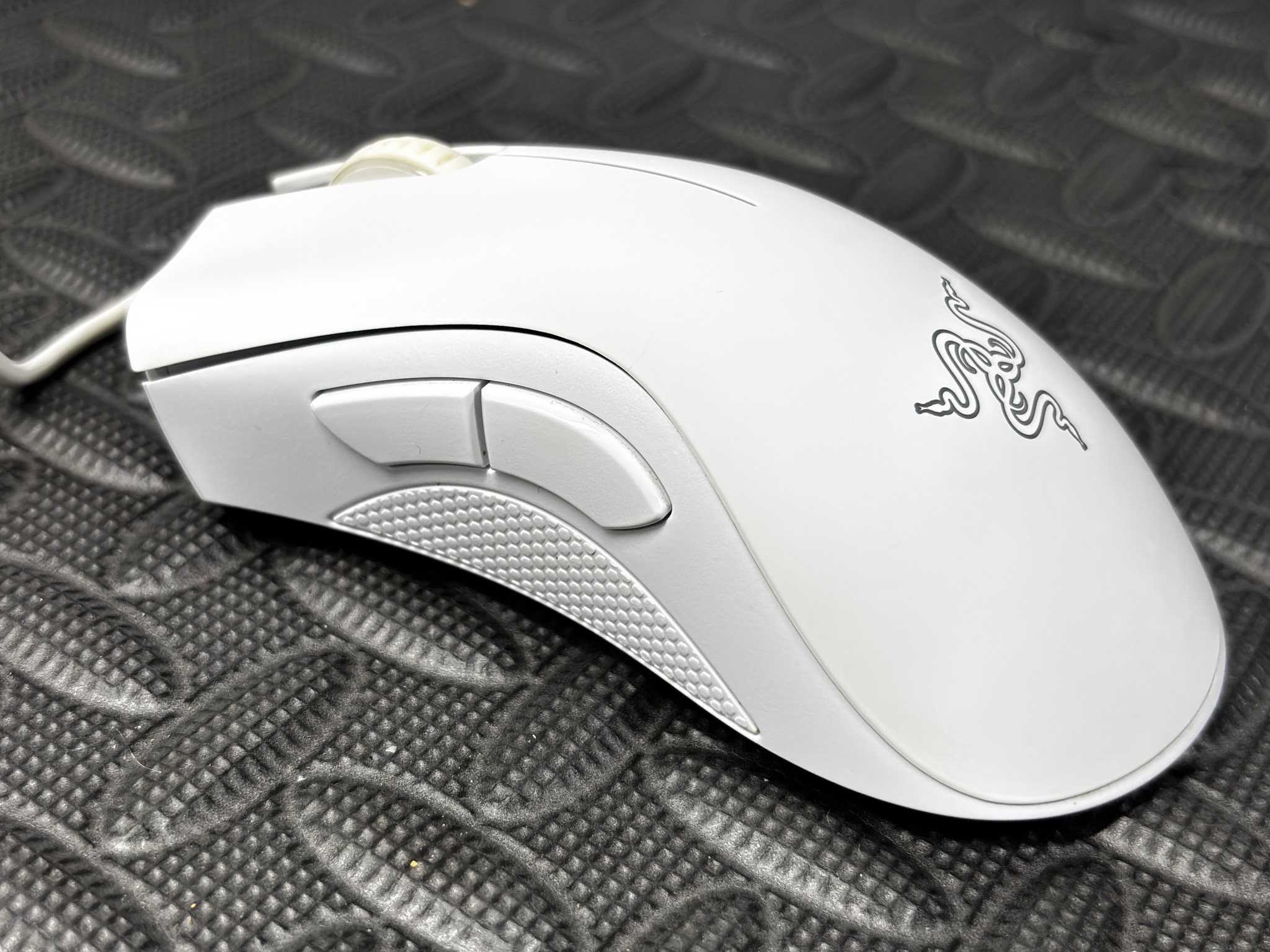 White Razer DeathAdder Essential Gaming Mouse | Wired | Tested Working