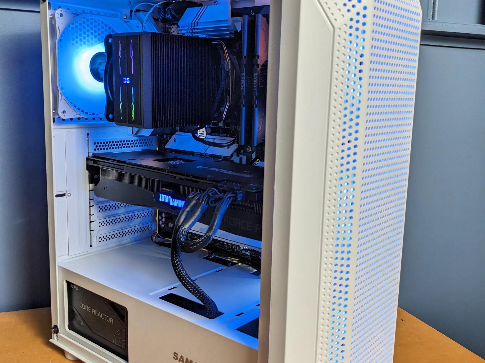 ⚡White Lightning⚡ i5-10400f, RTX 2070, 16GB DDR4 RAM, 1TB SSD M.2, White Case, RGB, Windows 11 Pro