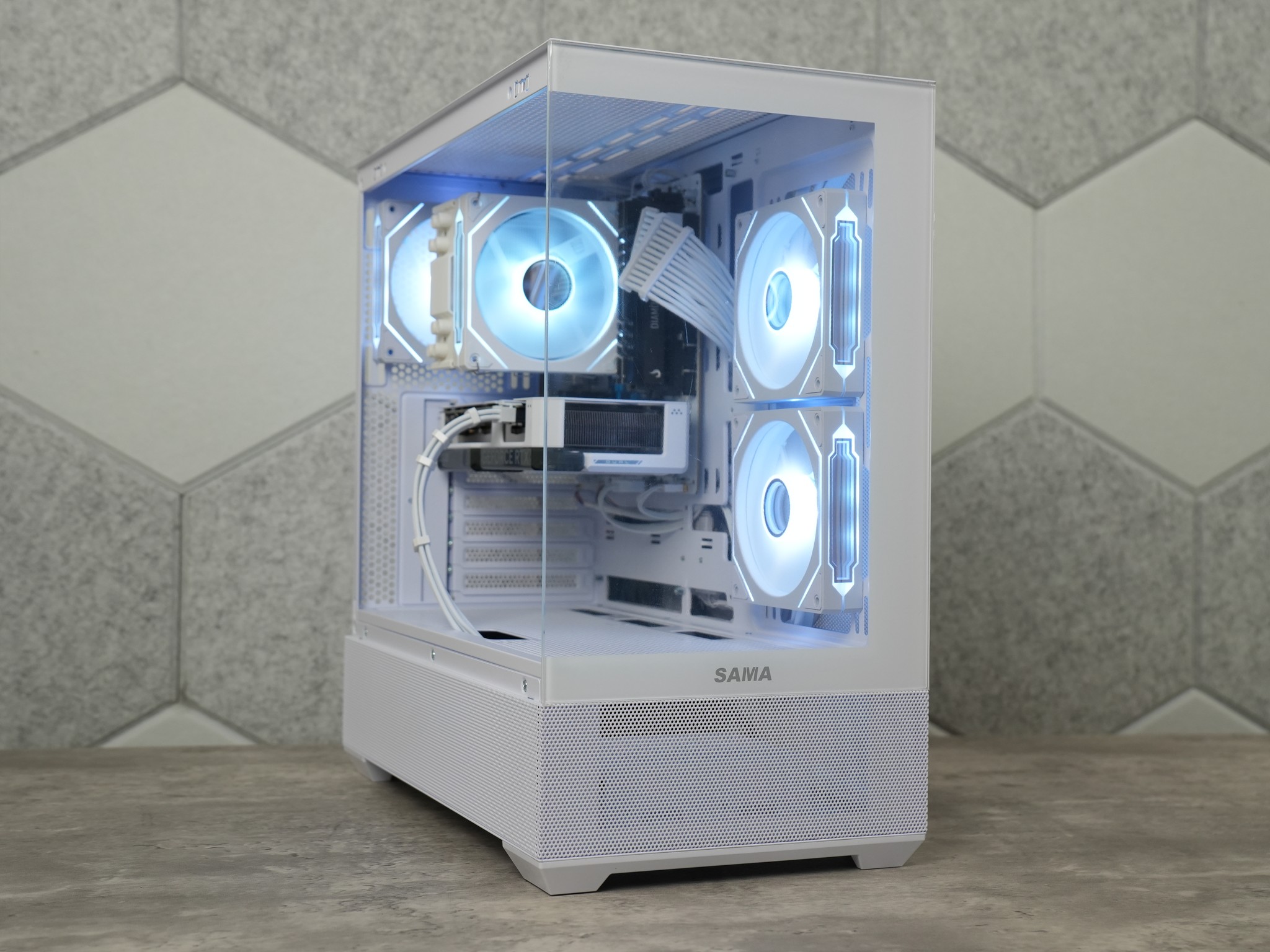 Gaming PC | RTX 4060 | RYZEN 7 2700X | 32GB RAM | 1TB SSD | WIN 11 |
