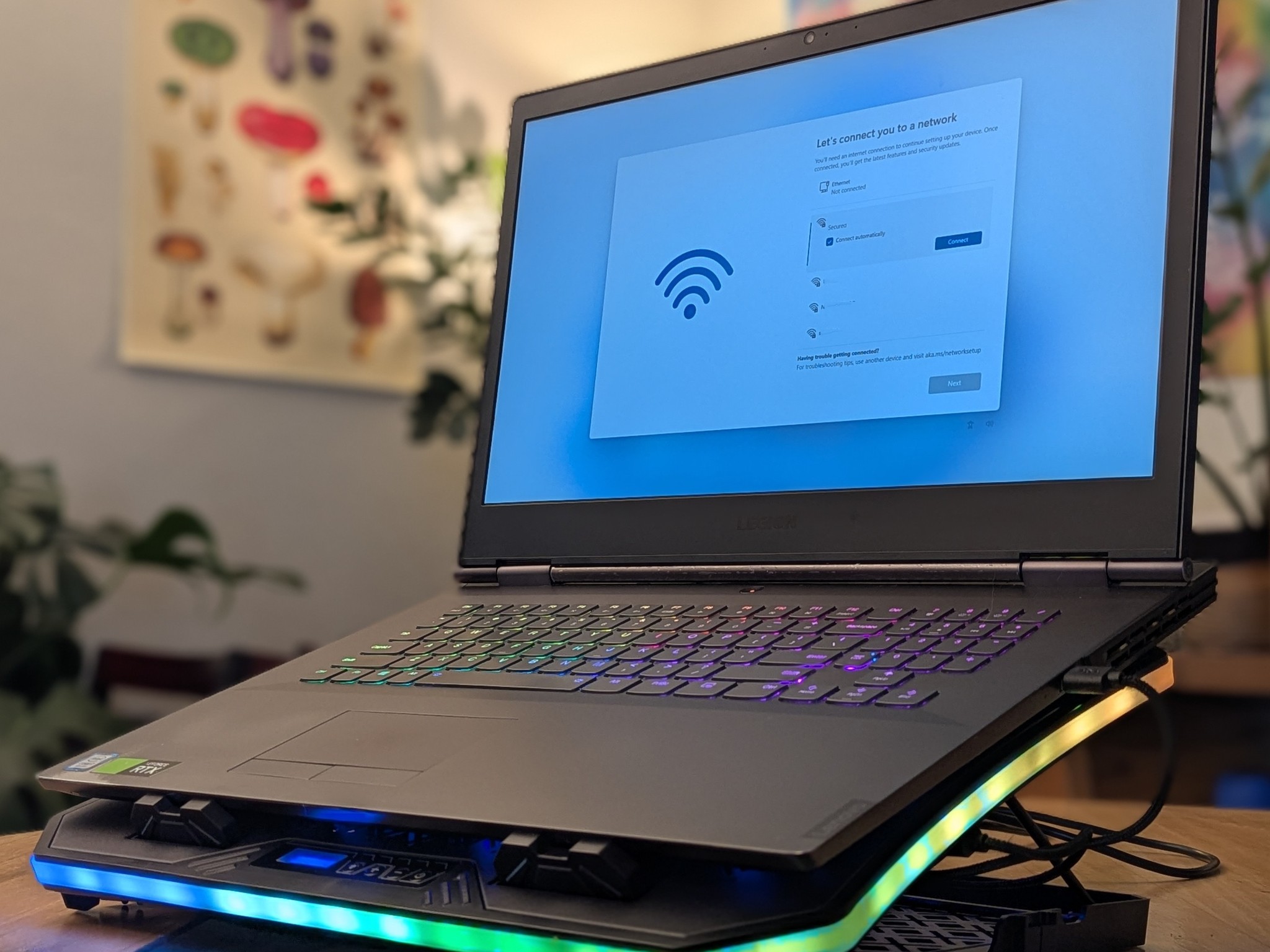 🔥 Lenovo Legion Y740 17" – RTX 2080 Gaming Beast + RGB Stand 💻
