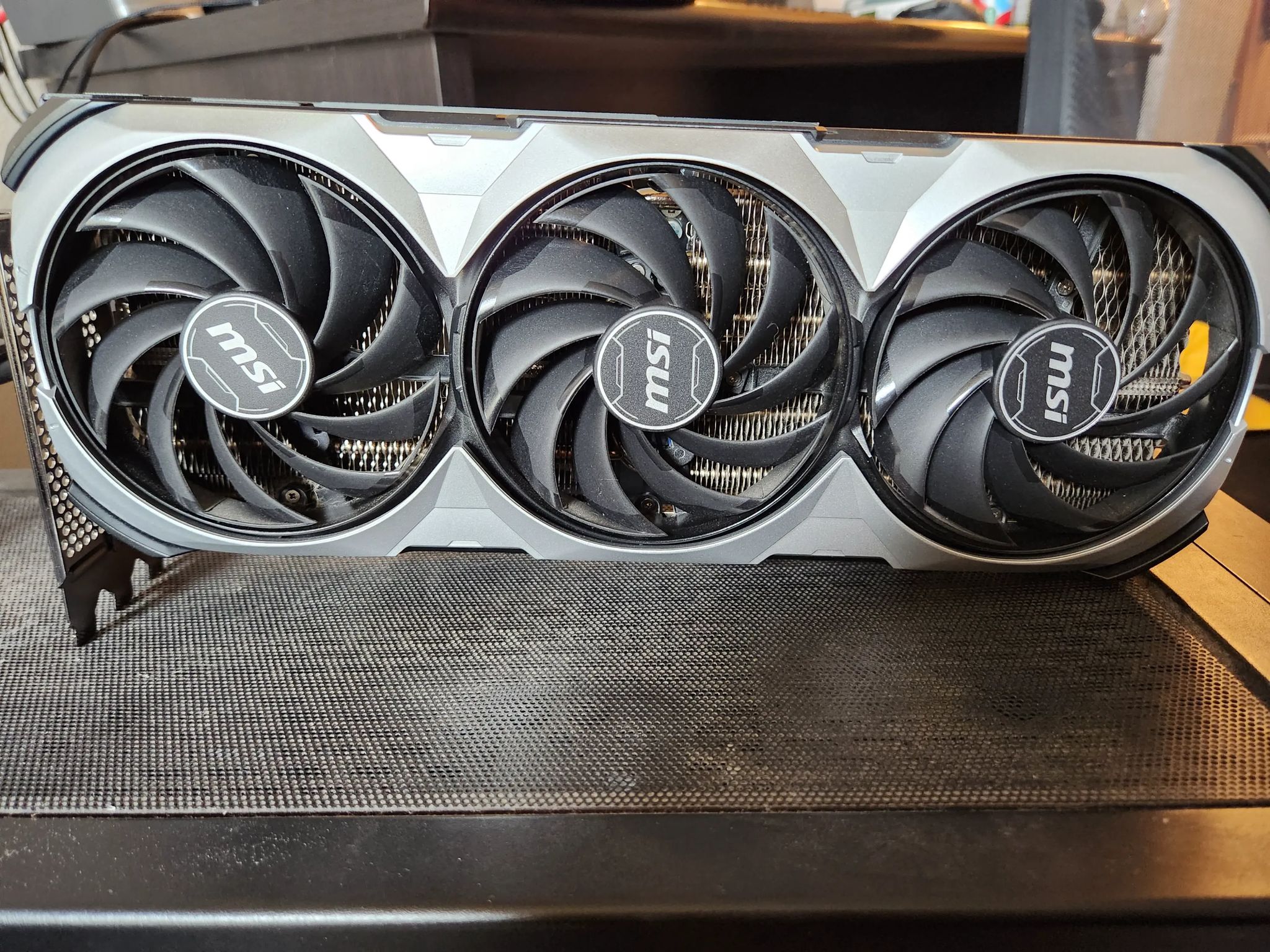 MSI RTX 4080 16 GB VENTUS X3 OC