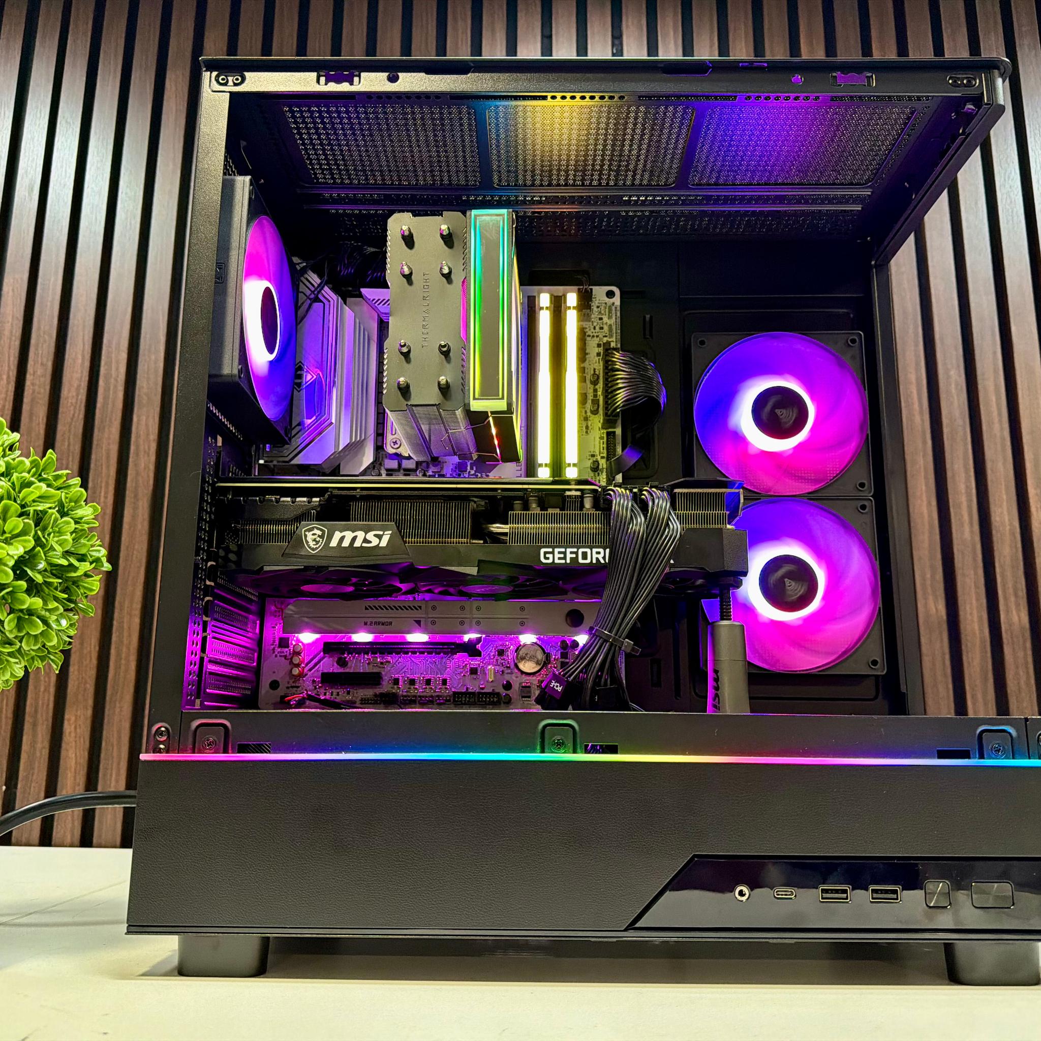 RTX 3080 TI | Intel 250K Plus | 16GB DDR5 (1 Stick) | 1TB M.2 | 850 W Gold PSU | Windows 11 Pro