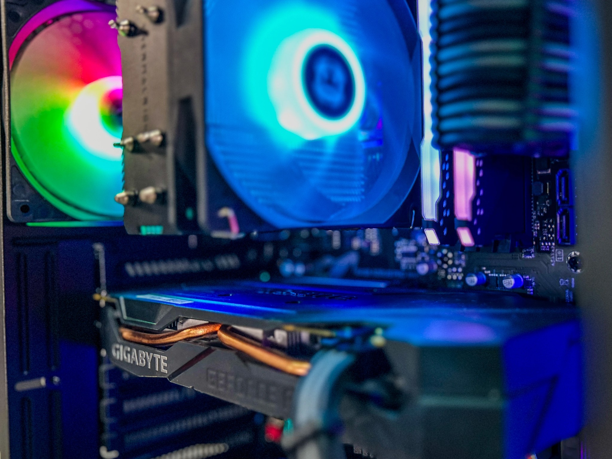 🕯☽☾🔮🖤 Comet 🕯☽☾🔮🖤 RTX 2060 Super / AMD Ryzen 5 3600 / 2TB SSD / 16GB Ram / WIFI / WIN10