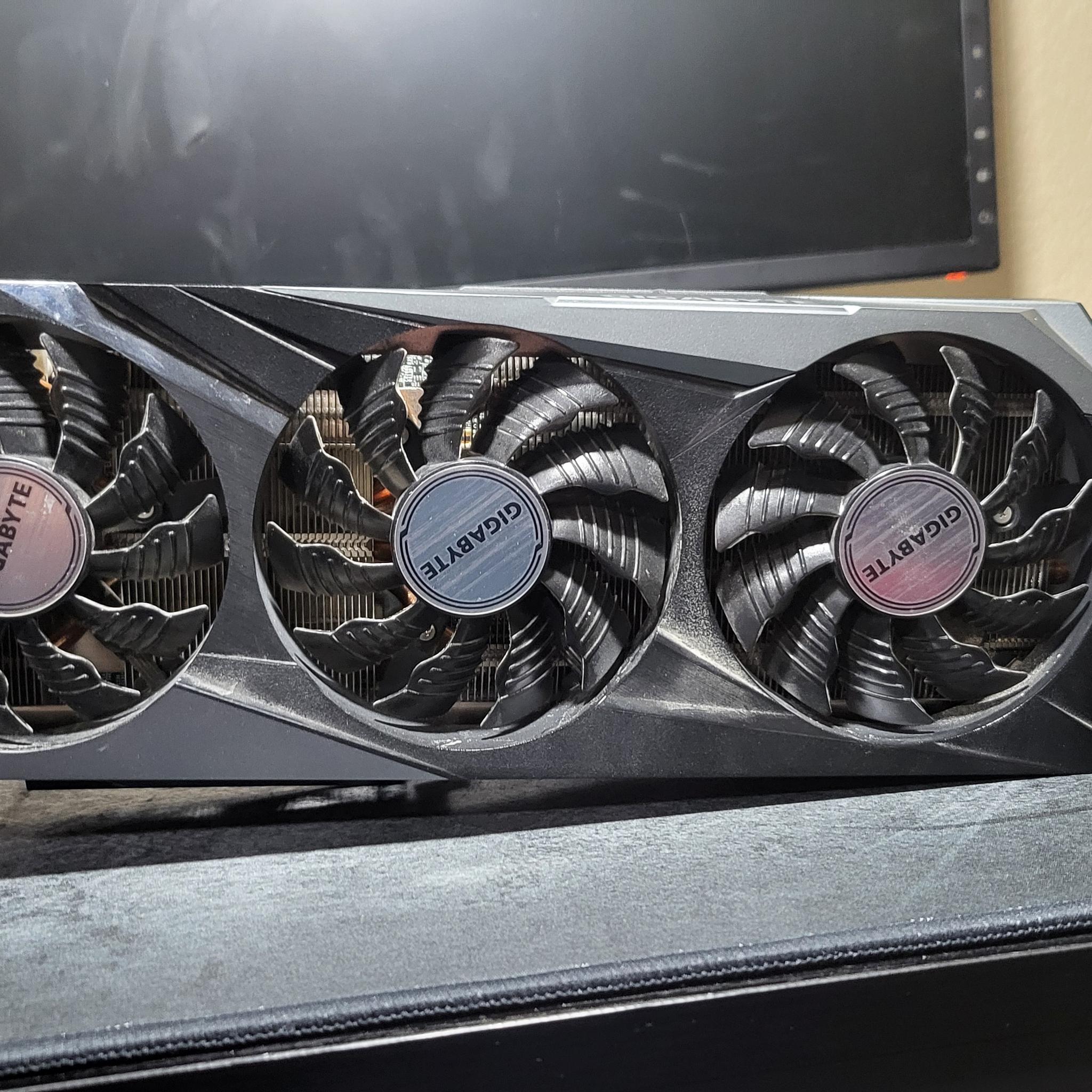 RTX GIGBAYTE 3070 OC With Box