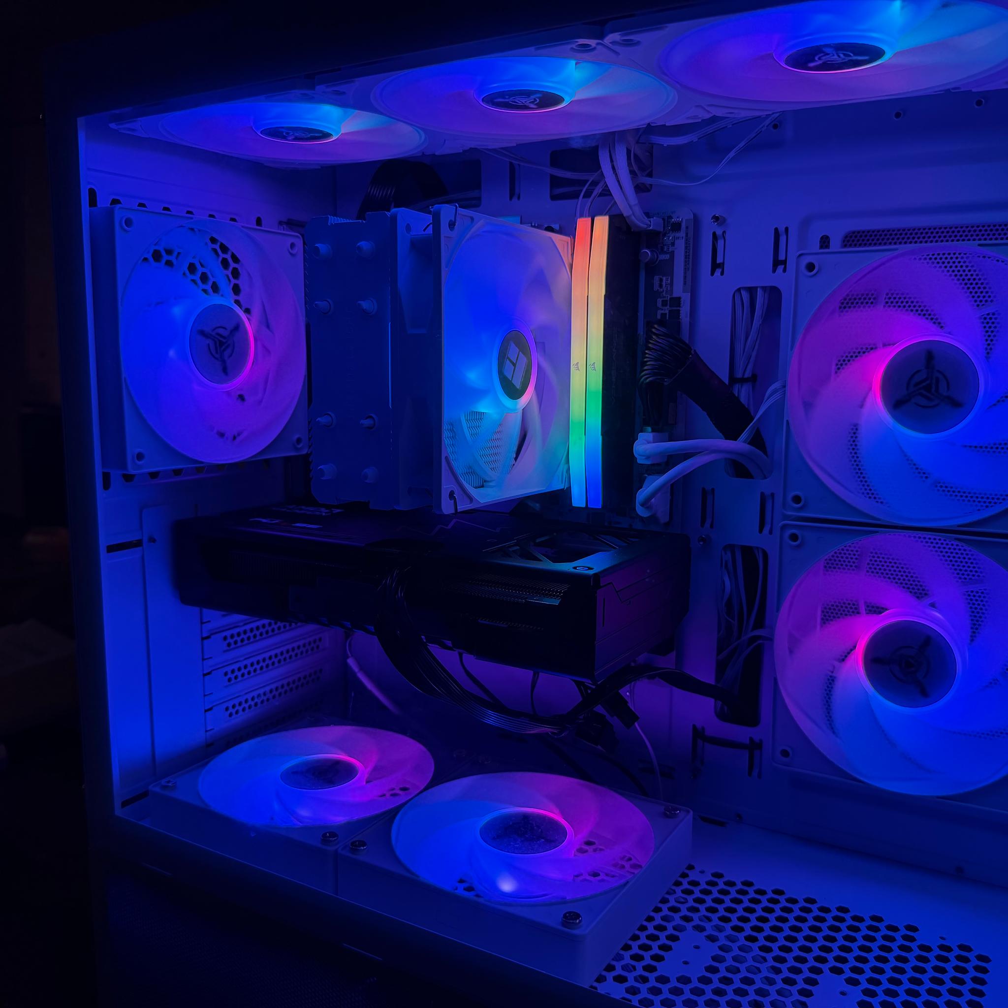 AMD Gaming PC 9060XT 16gb/Ryzen 5 9600x