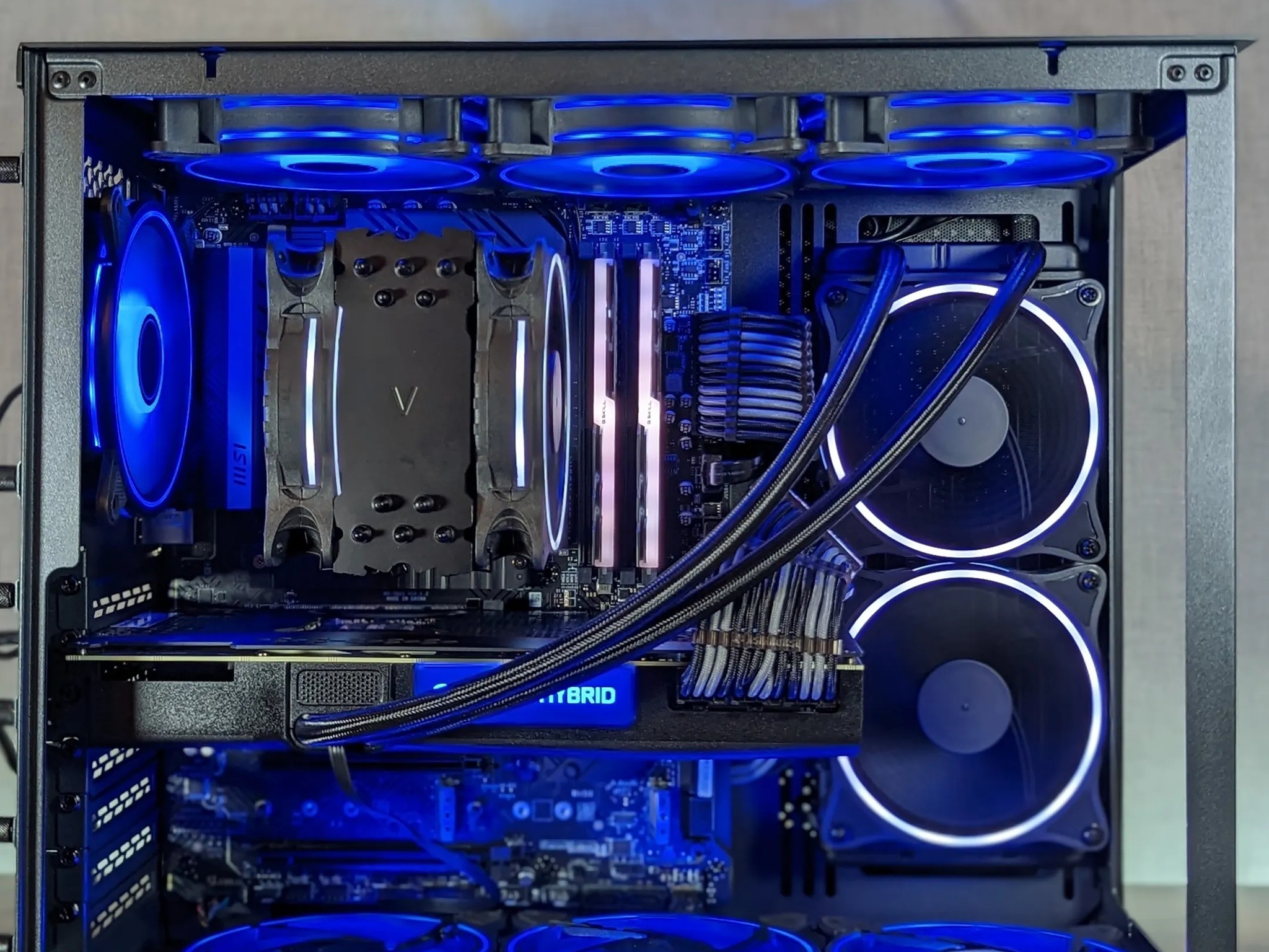 i5 13600KF // RTX 3080 Hybrid // 32GB 4000mhz DDR4 // 1TB Gen4 NVMe // WiFi