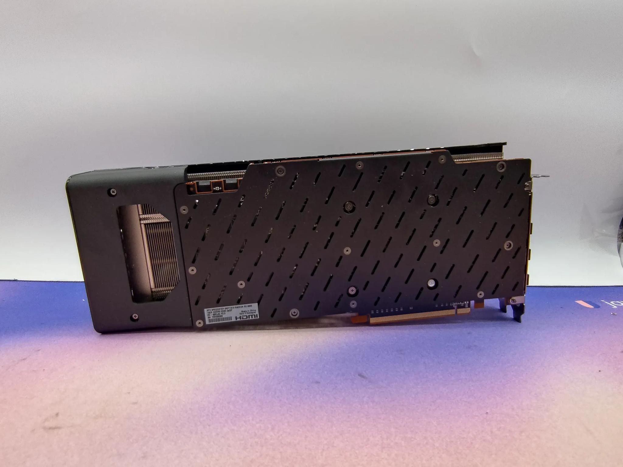 XFX Speedster SWFT319 RX 6800