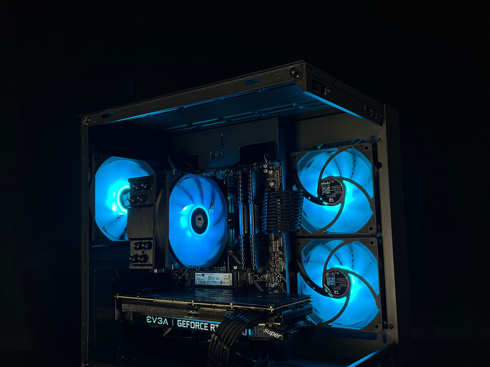 RTX 2060 Super, Ryzen 5, 16GB DDR4, 1TB SSD