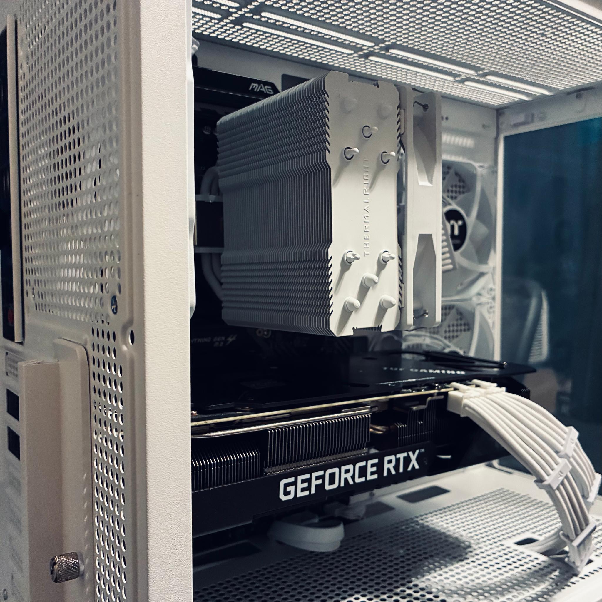 Pro Gaming PC |RTX 3080 12GB // Ryzen 3700x // 32GB DDR4|