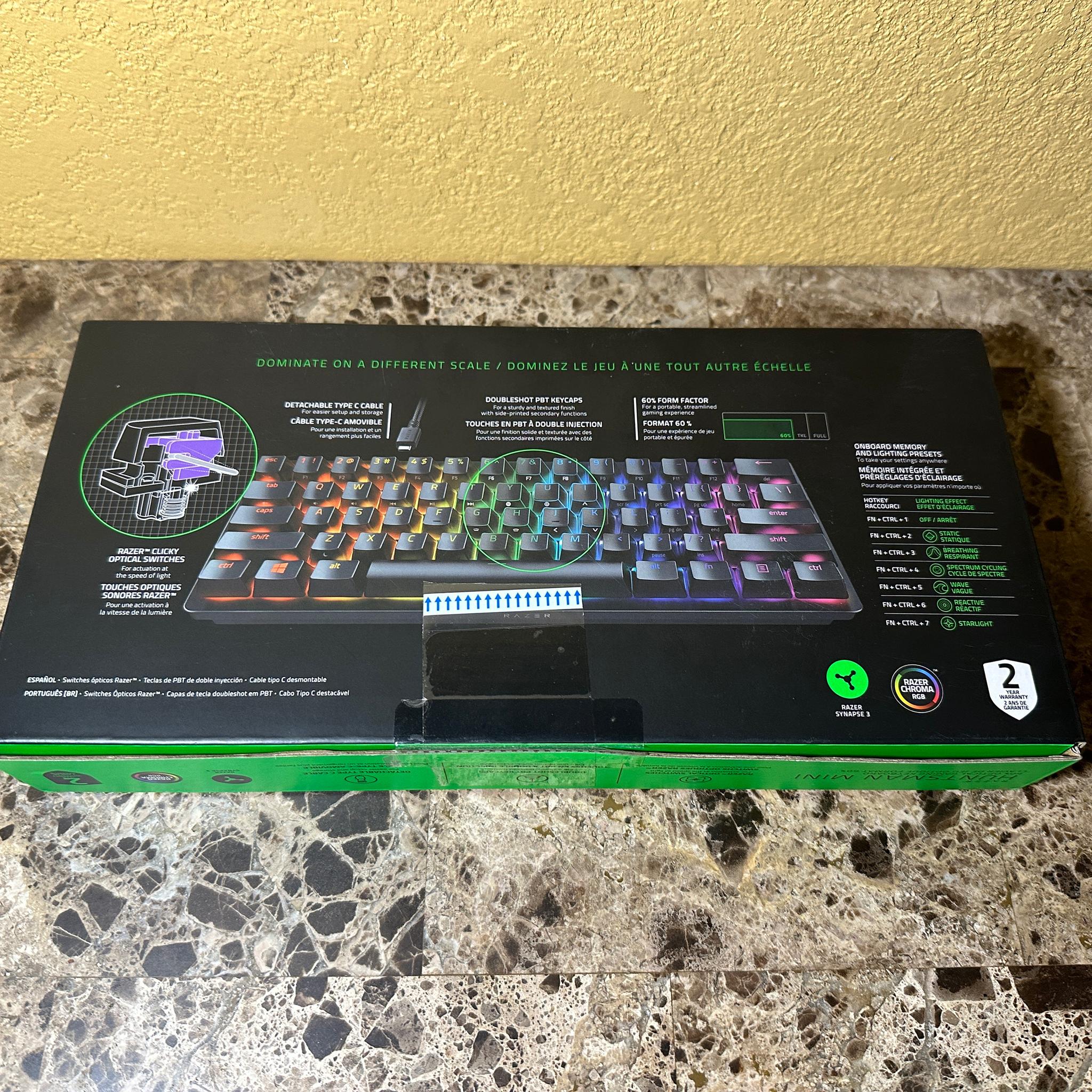 BNIB Razer Huntsman Mini 60% Gaming Keyboard - Clicky Optical Switches