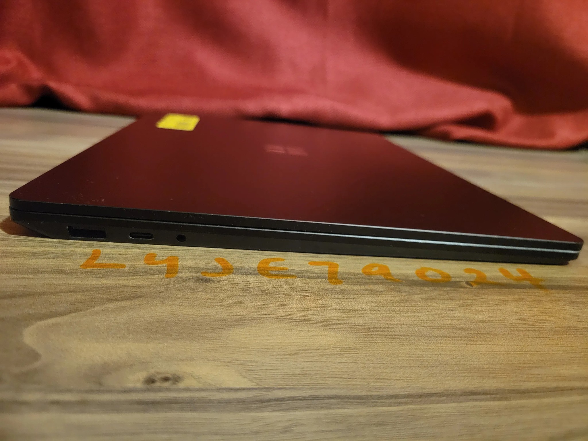 Microsoft Surface Laptop 3 - 256gb ssd - 13.5" 2k touch screen - intel i5-1035G7