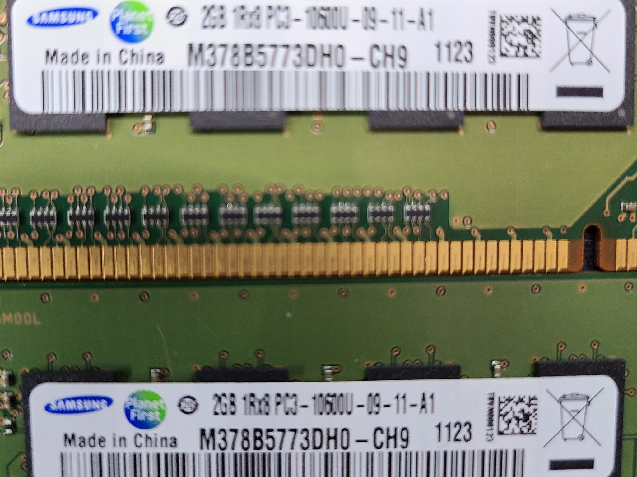 Samsung 2GBX2 1Rx8 PC3-10600U Desktop Ram M378B5773DH0-CH9 (2 Sticks)