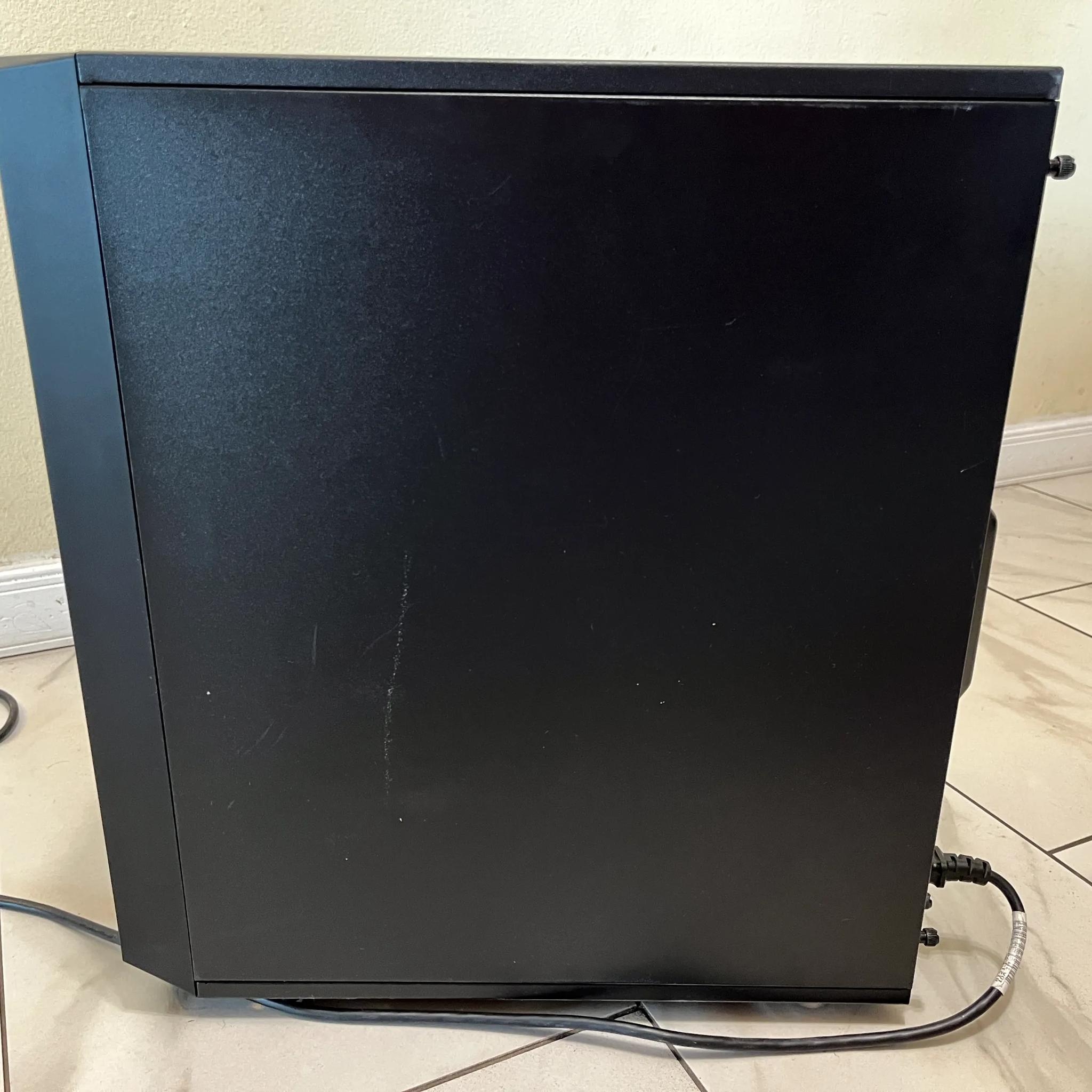 🟢🔥 Budget Gaming PC – RGB Case w/ Remote - Intel i5-4590, R9 380 4GB, 1 TB Storage & 12GB RAM 🔵 🖥️