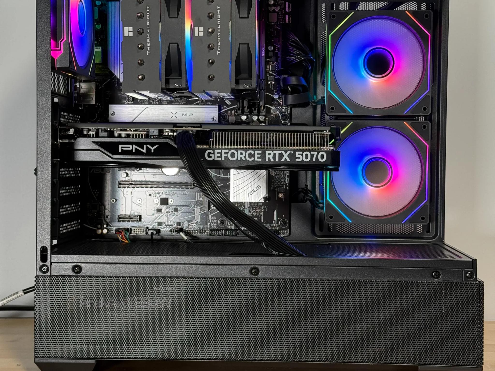 RTX 5070 and Ryzen 7 7800x3d Gaming PC