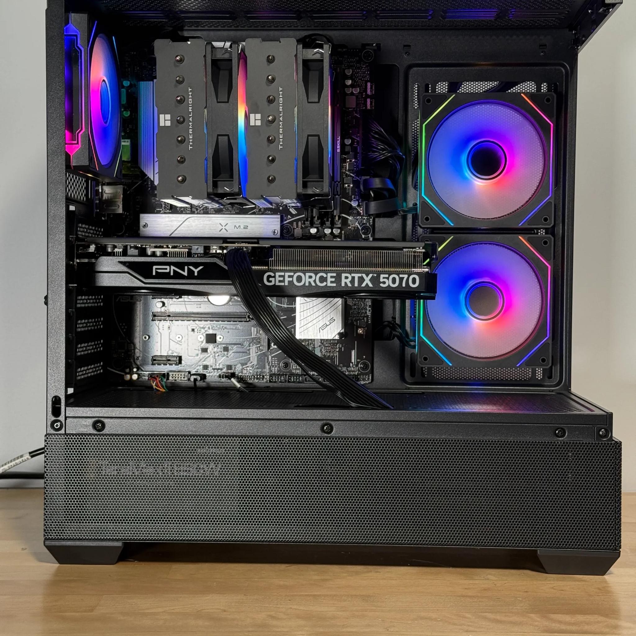 RTX 5070 and Ryzen 7 7800x3d Gaming PC