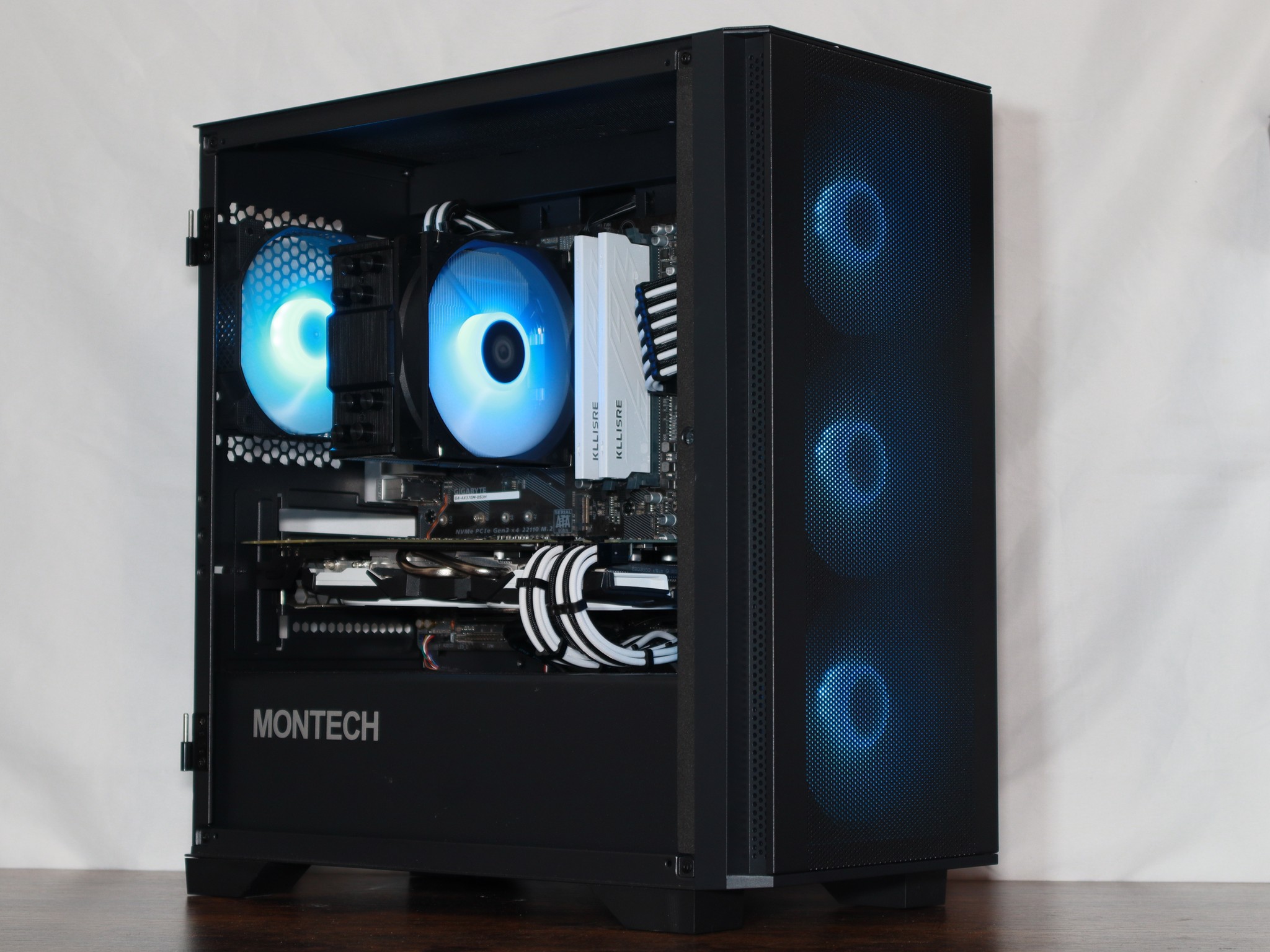 Gaming PC | RYZEN 7 2700X  | GTX 1070 Ti | 16GB RAM | 512GB SSD