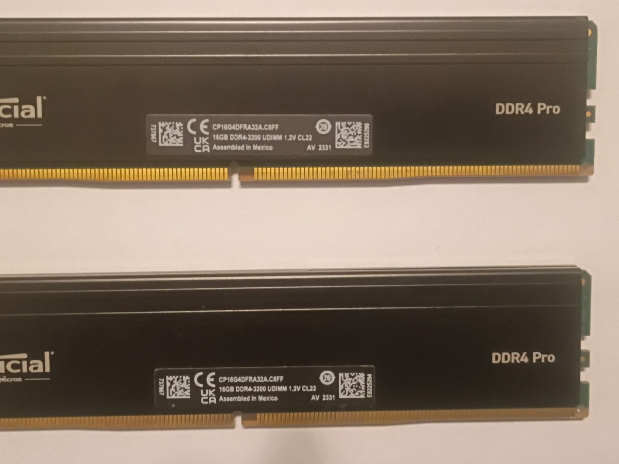 Crucial Pro 32GB (2x16GB) DDR4-3200 CL22 Desktop RAM Kit