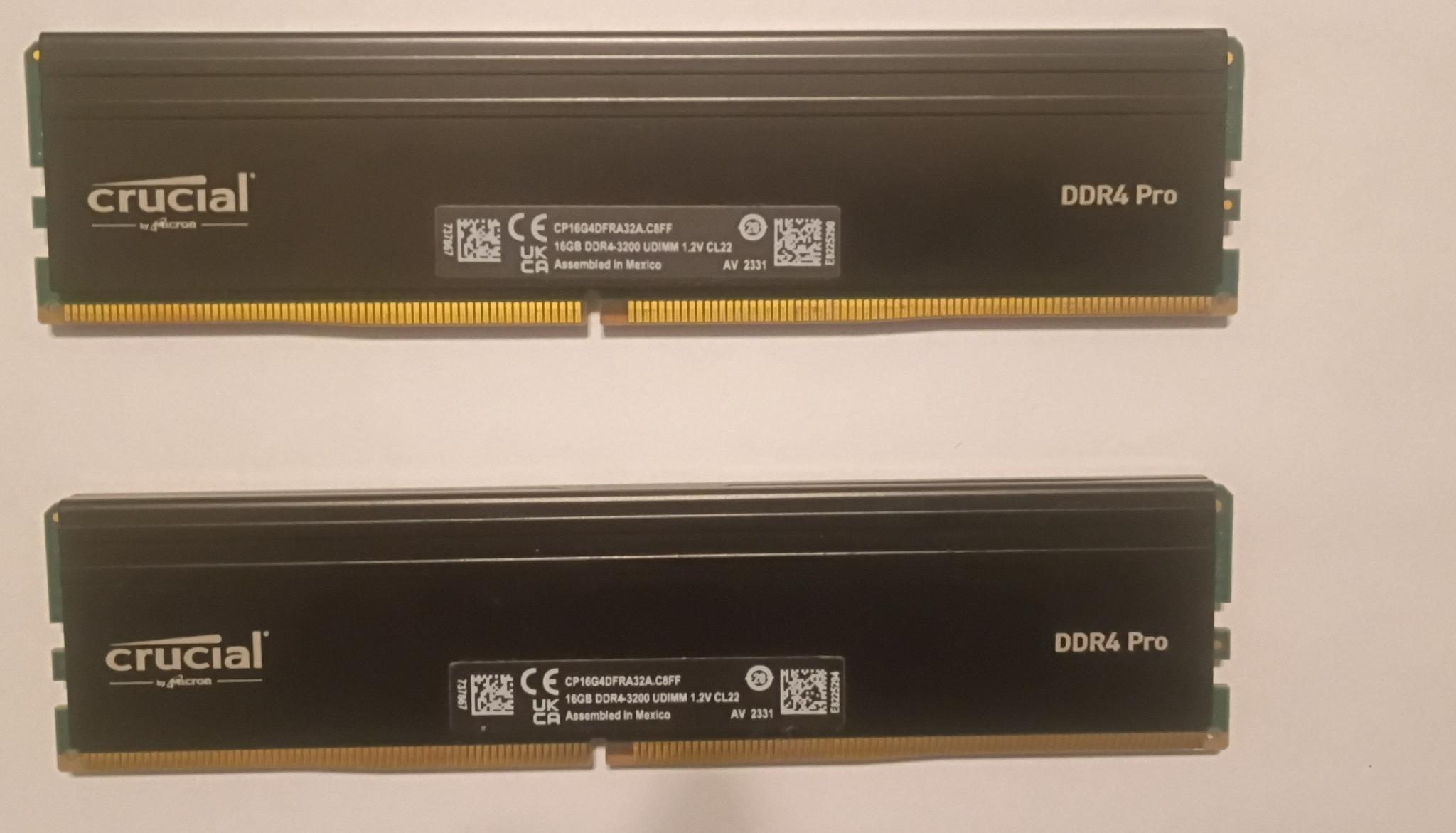 Crucial Pro 32GB (2x16GB) DDR4-3200 CL22 Desktop RAM Kit