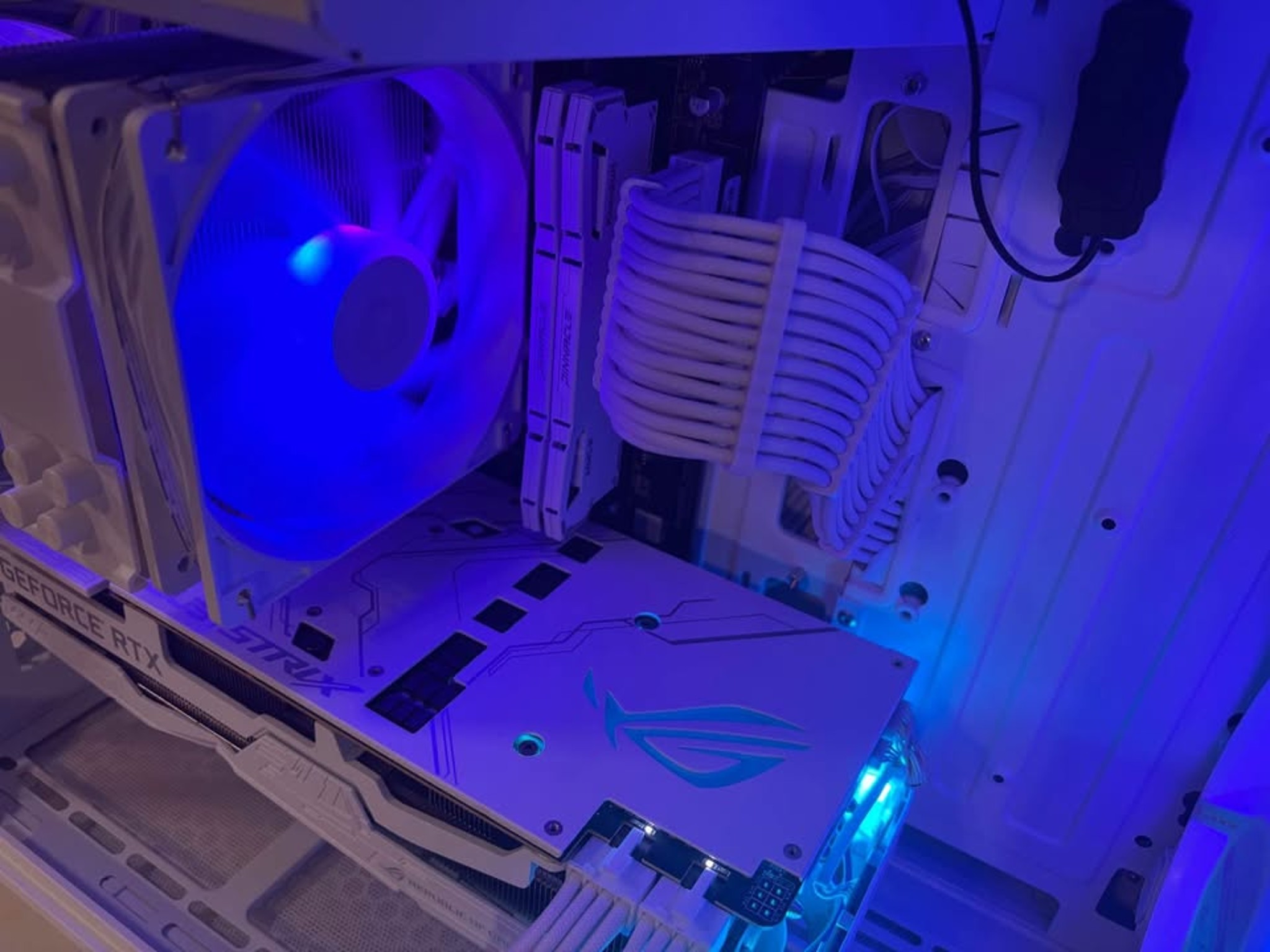 RTX Avalanche | Ryzen 7 2700x, RTX 2080 Super, 32gb DDR4, 1tb NVMe SSD