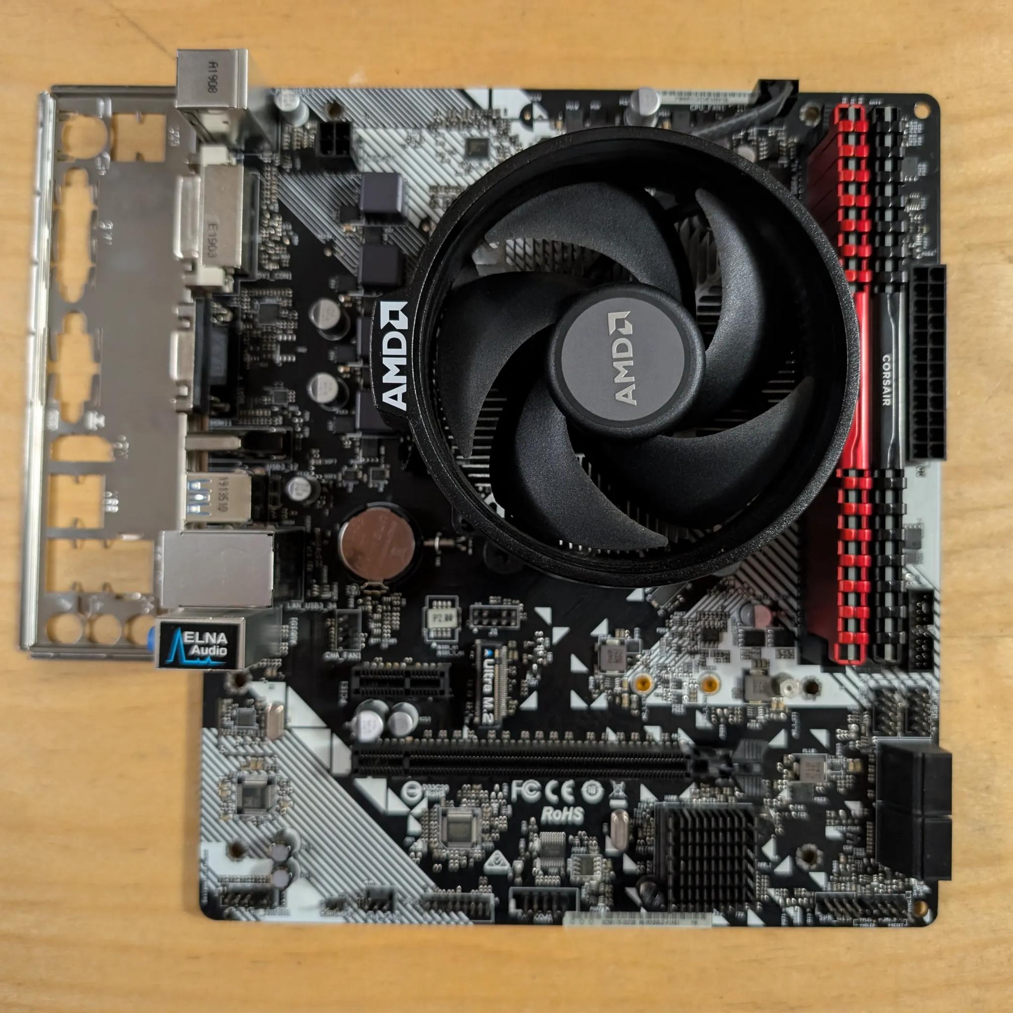 AsRock A320 / AMD Ryzen 3 3200G / 16GB DDR4