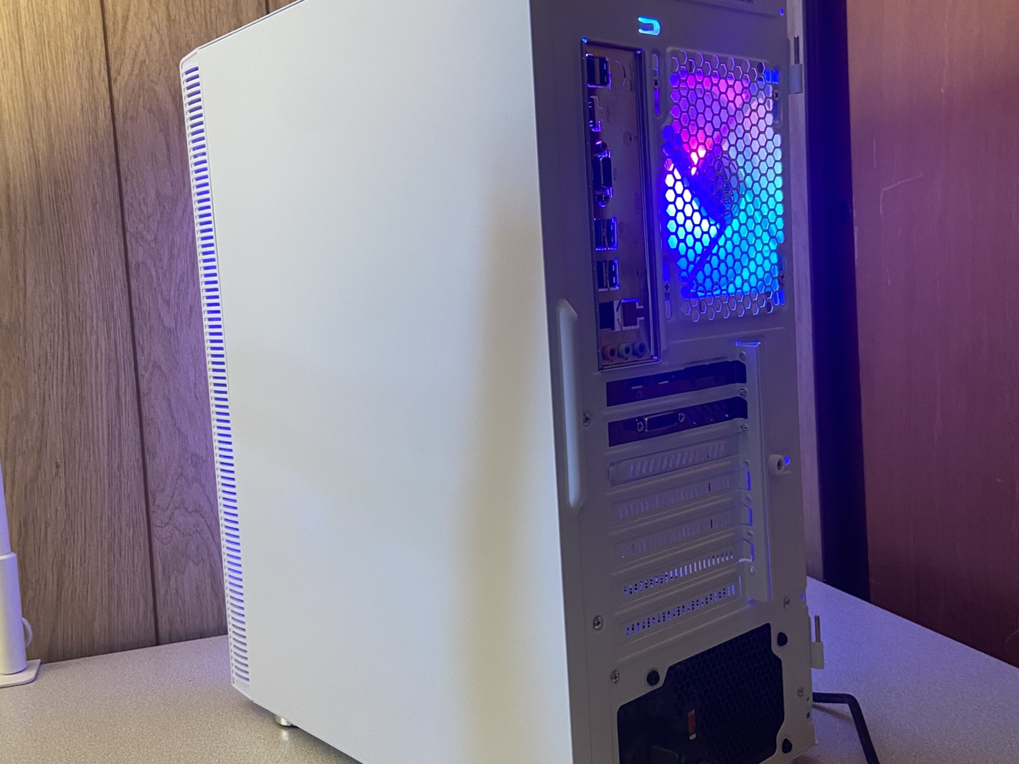 SALE*Fortnite Slayer 1080p* Nvidia 1070Ti 8gb-32gb Ram 3200mhz-1TB M.2 NVME Ryzen 7-8 core 16 Thread