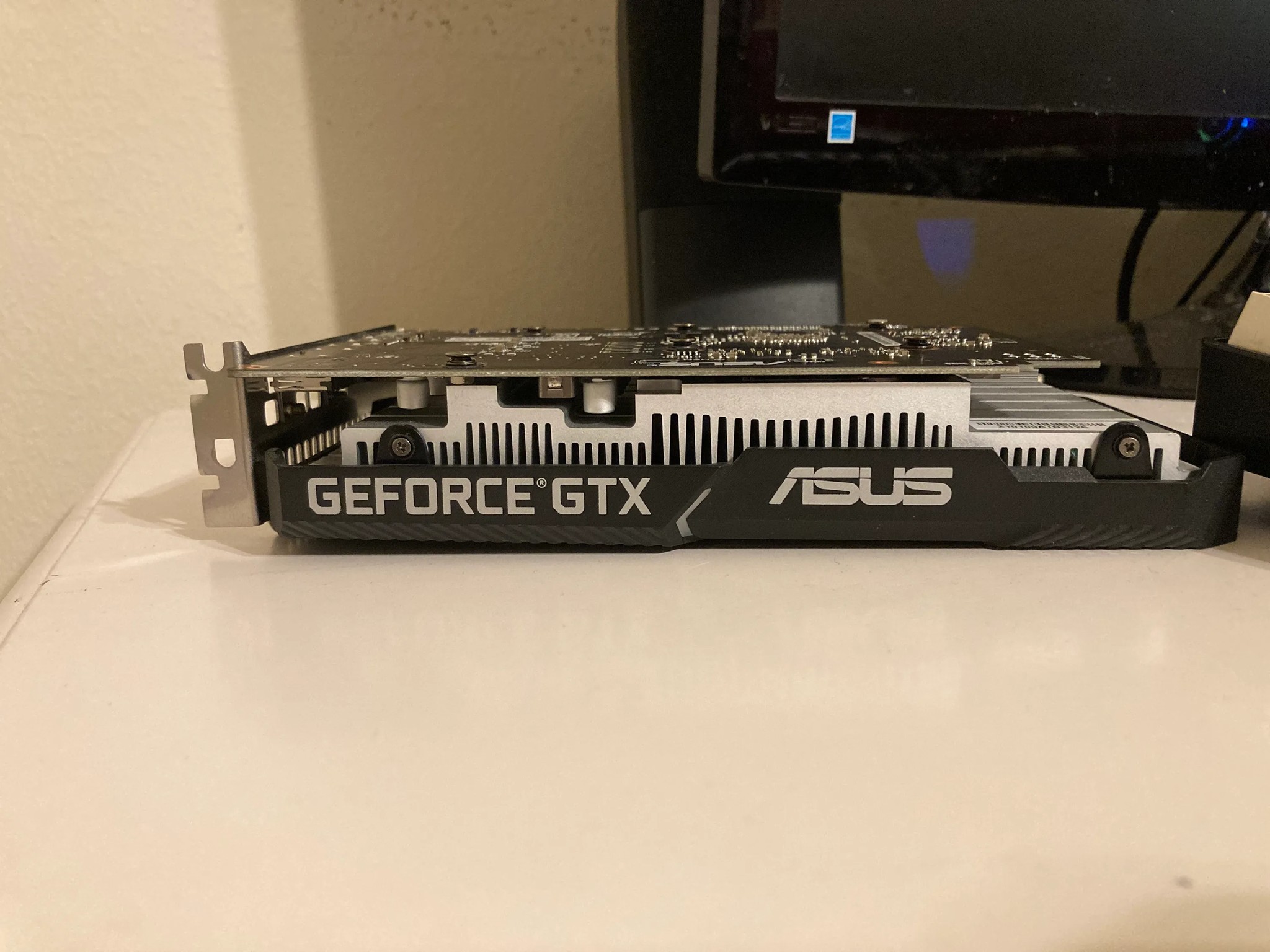 ASUS GTX 1650 4GB