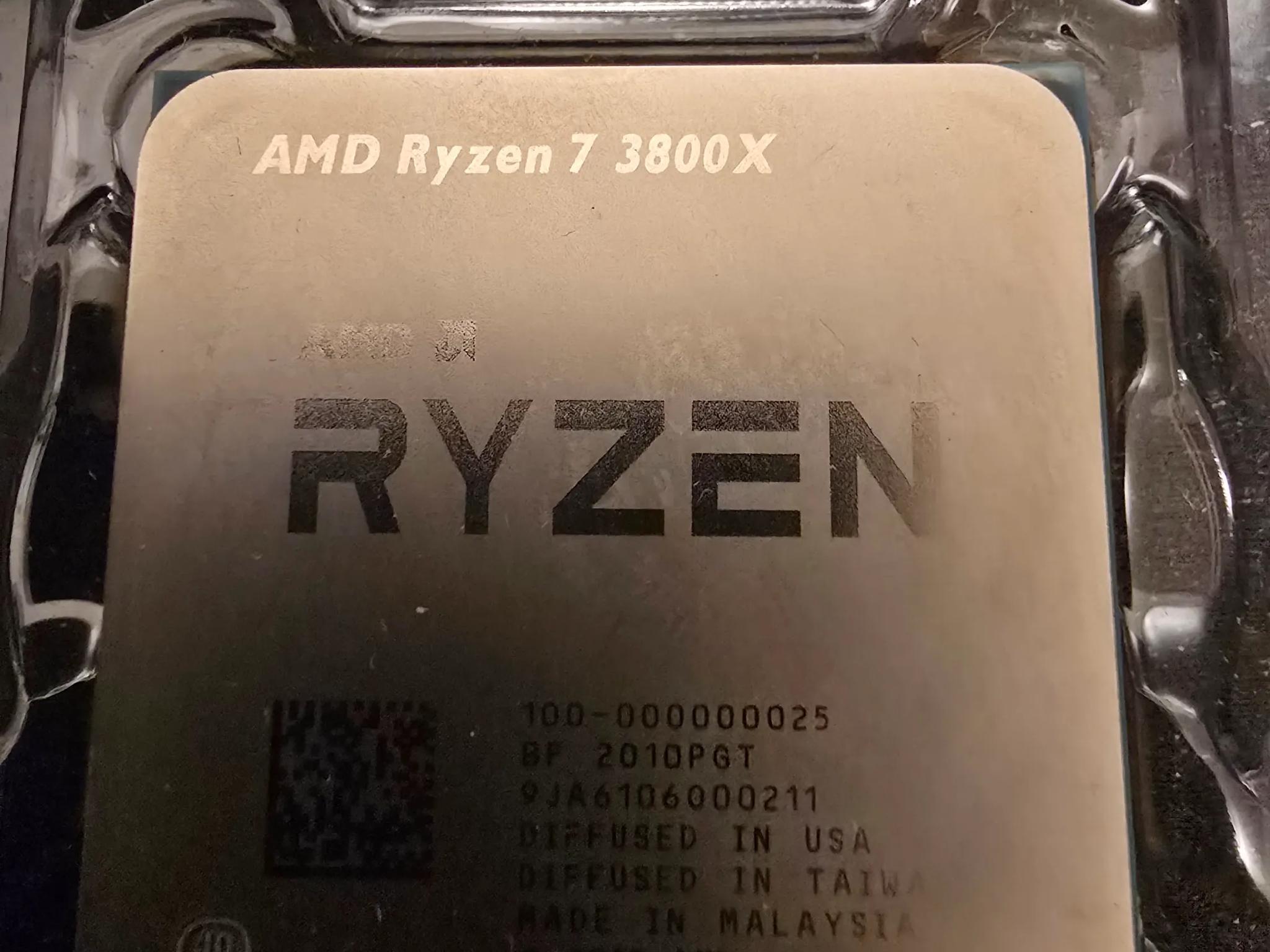 AMD Ryzen 7 3800X