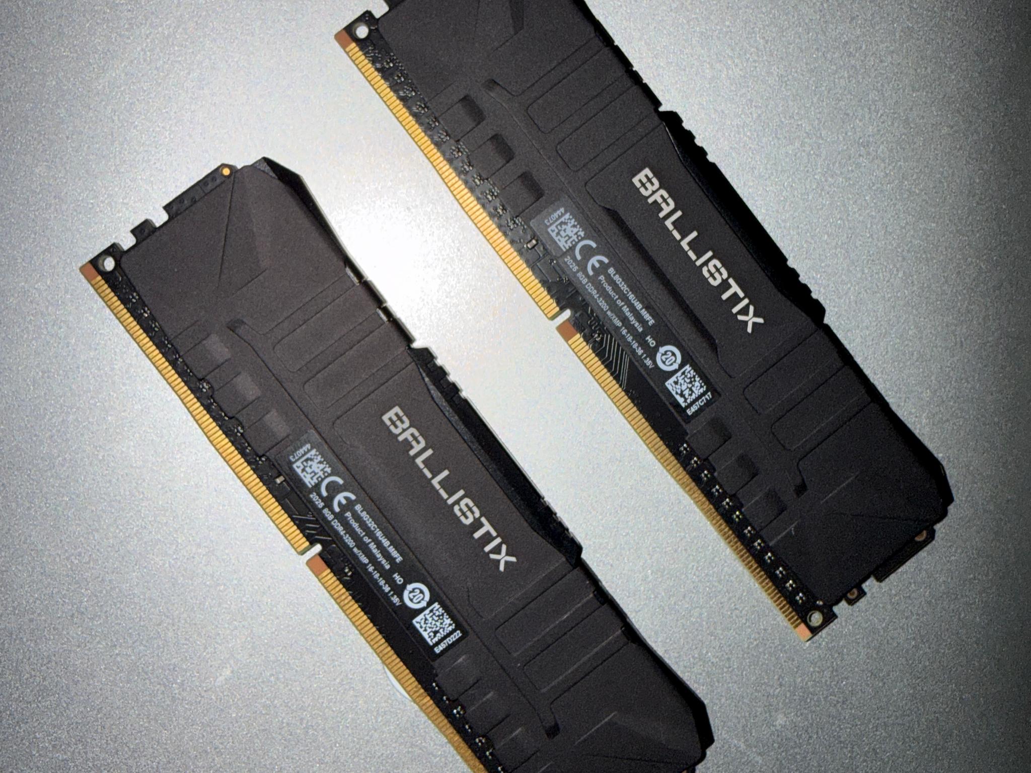 16gb (2x8gb)Crucial Ballistix DDR4-3200MHz