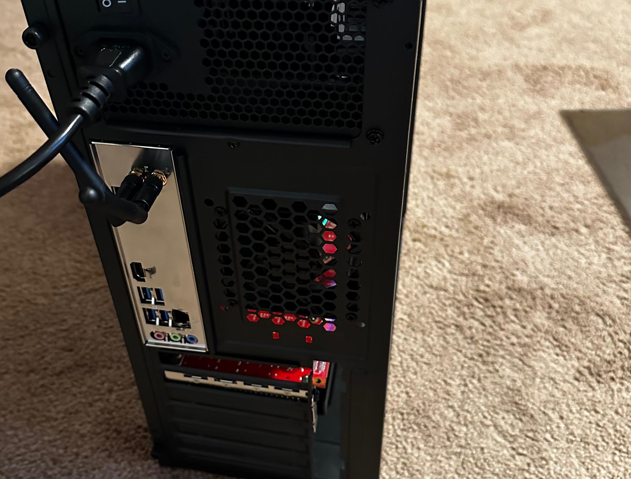 GAMING PC RX 5700XT 8gb (BETTER THAN 3060) 7 3700x CPU 16gb ram 1tb NVME m.2 SSD