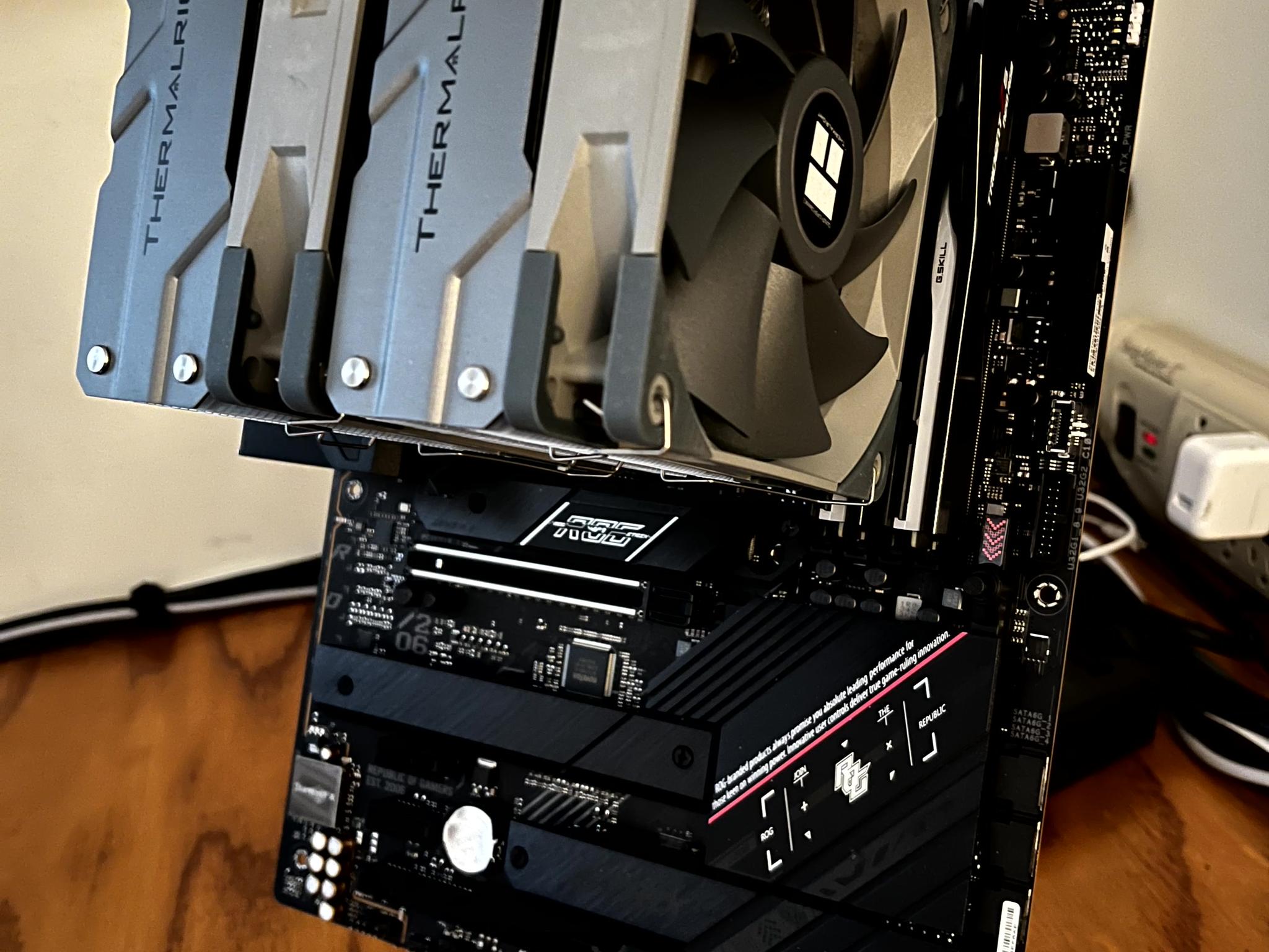 🔥Ryzen 7 9800X3D🔥 | 32G @6400 | Asus B650E-F motherboard | 4TB WD Black SN850X