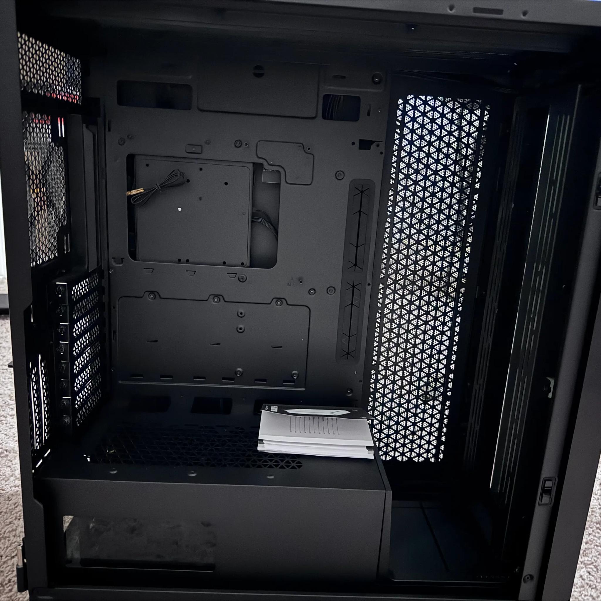 Corsair 7000X