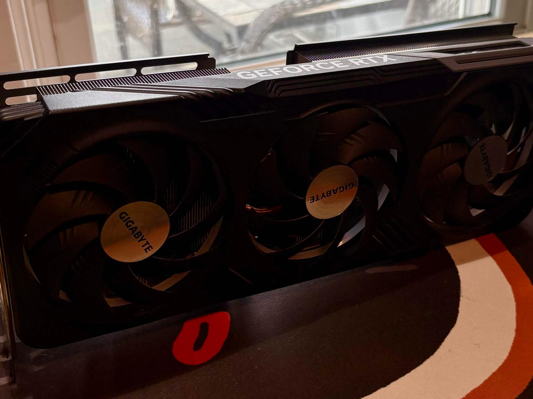 Gigabyte GeForce RTX 4070 Ti GAMING OC 12G