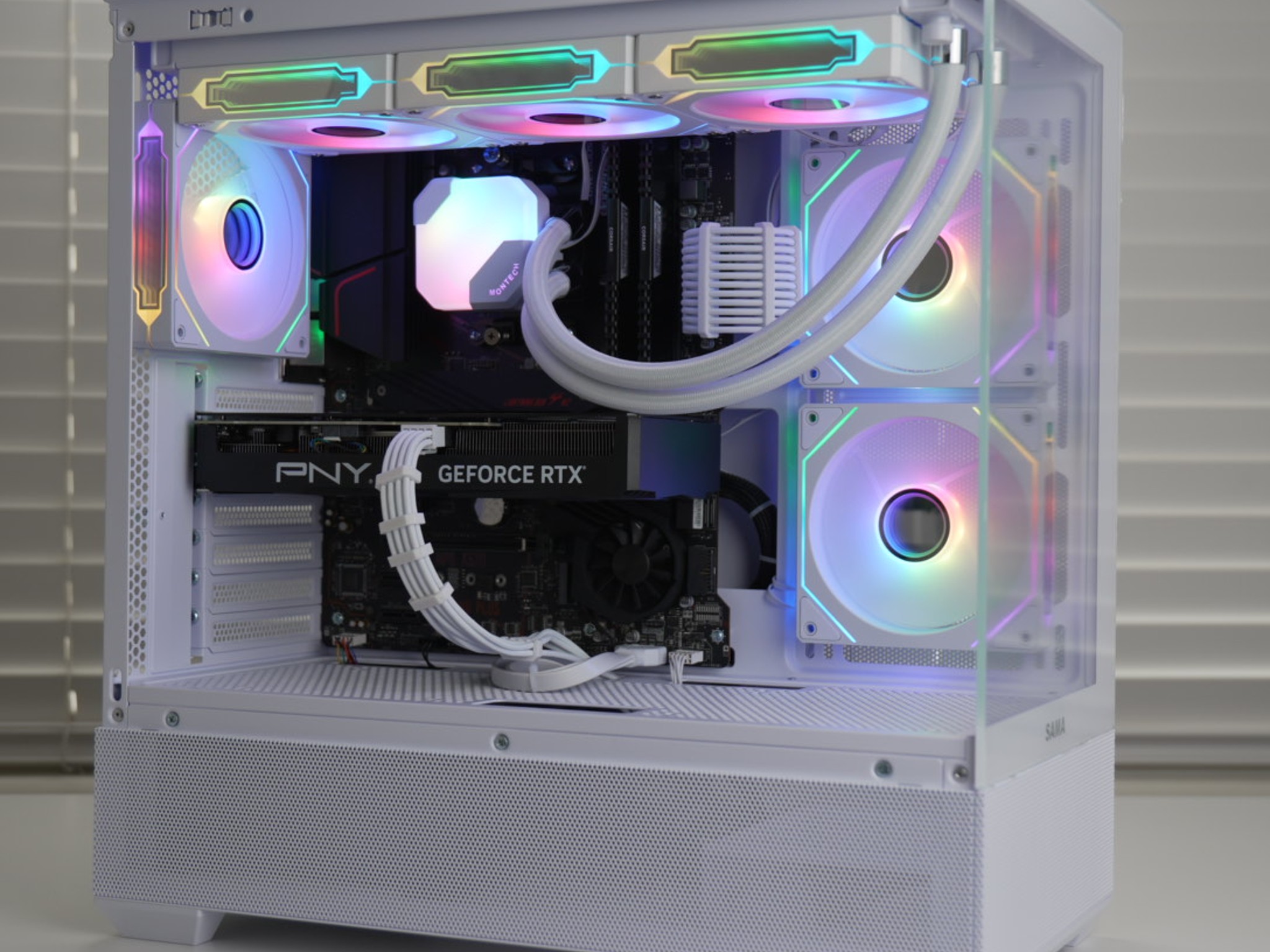 RTX 4070 | RYZEN 7 5800XT | 32GB RAM | 1TB SSD | Windows 11 | Gaming Pc