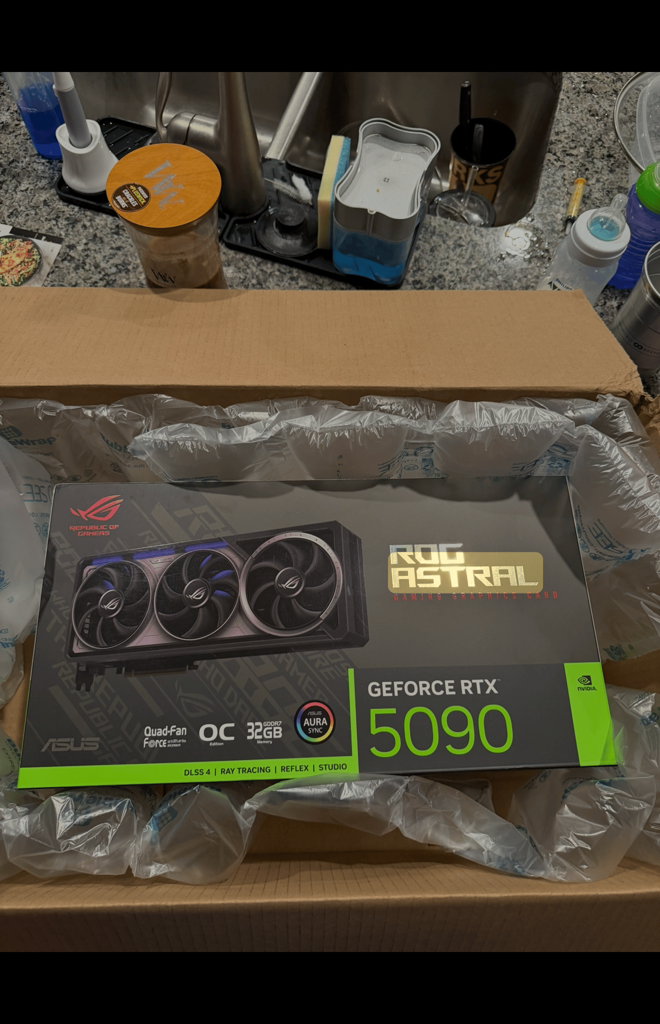ASUS ROG Astral RTX 5090 OC Edition/ PRICE IS OBO