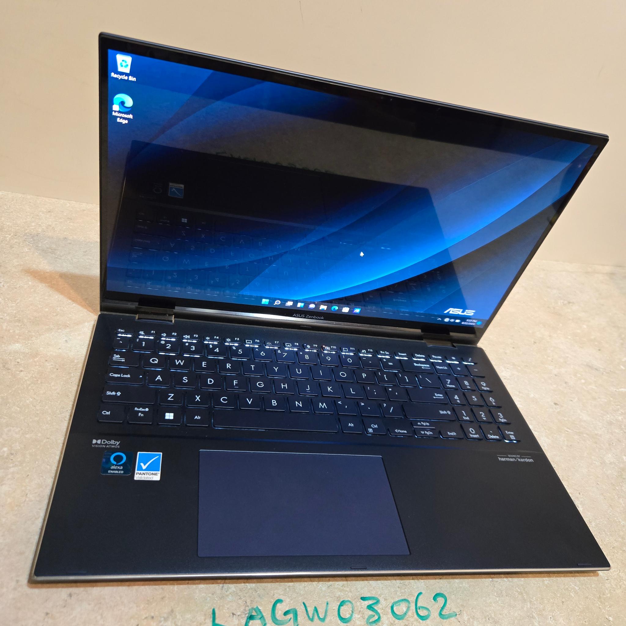 Asus Zenbook 15.4" Laptop - 512GB SSD - intel i7 - 16GB Ram - Model Q529Z