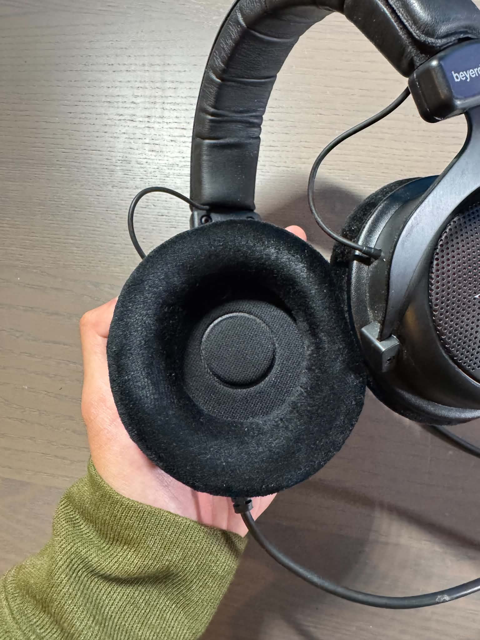 beyerdynamic TYGR 300 R Open-Back Gaming Headphones Black Over-Ear 6.35mm