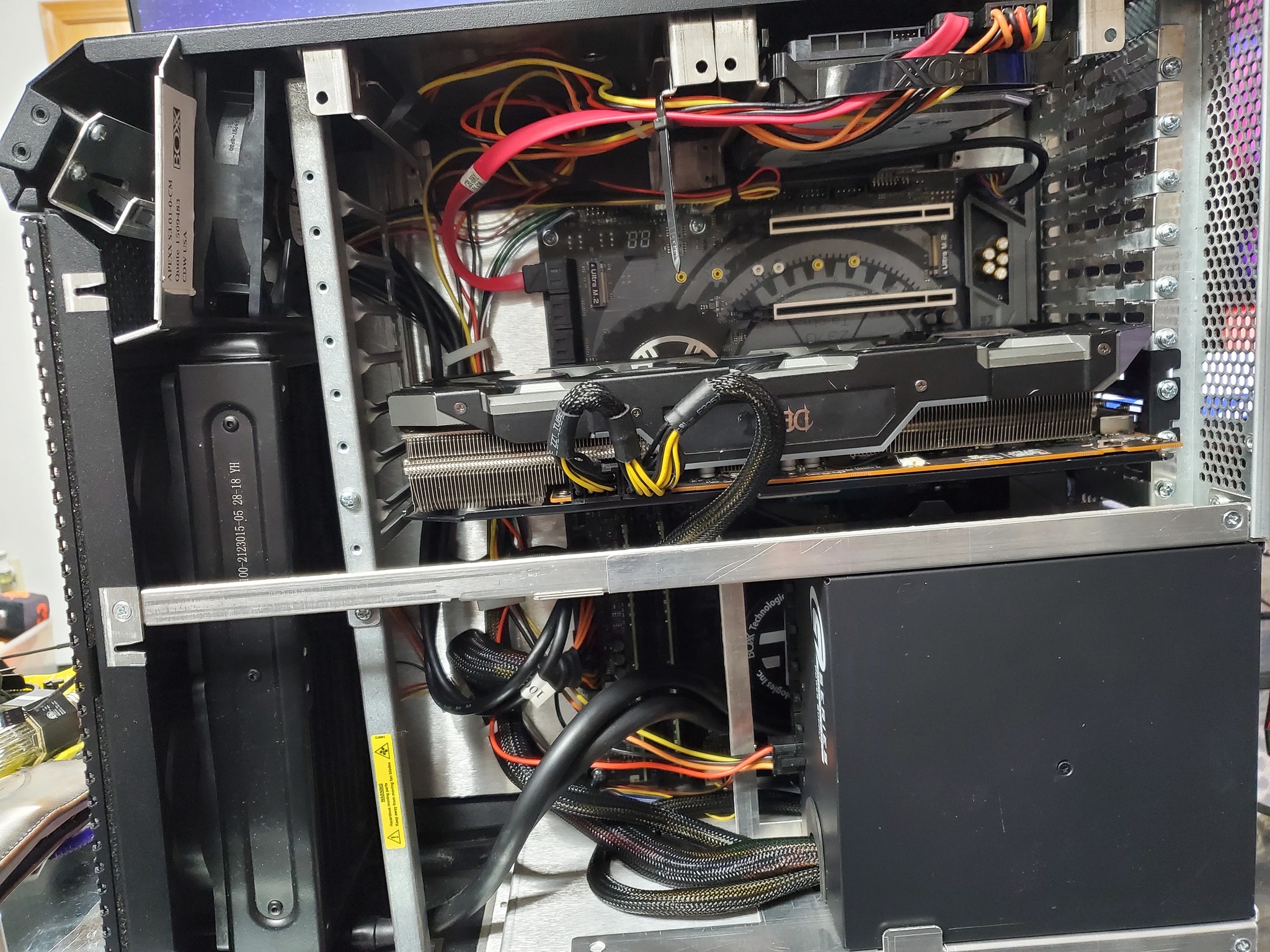 gaming pc Intel i7 8700k 5700xt 16gb ddr4